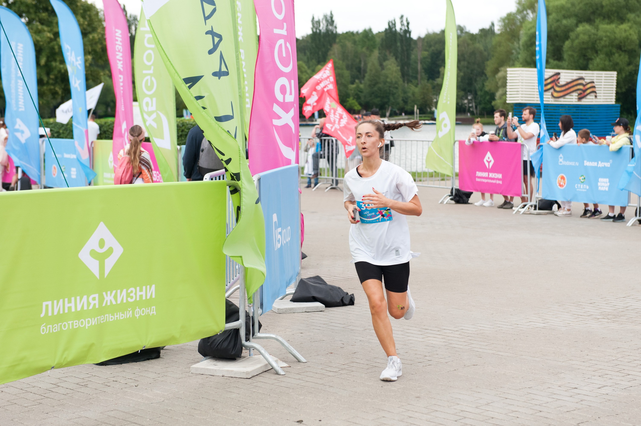 Корпоративное. Забег X5 Retail Group. Репортажный фотограф и видеограф Слава Думчев. Тимбилдинги, отчетники, корпоративы