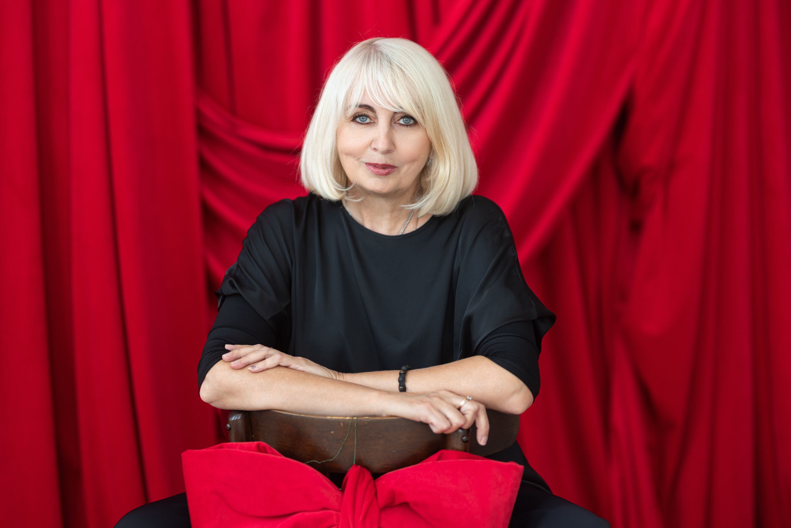 Портретная съемка в интерьерной студии для Елены в формате для «себя»