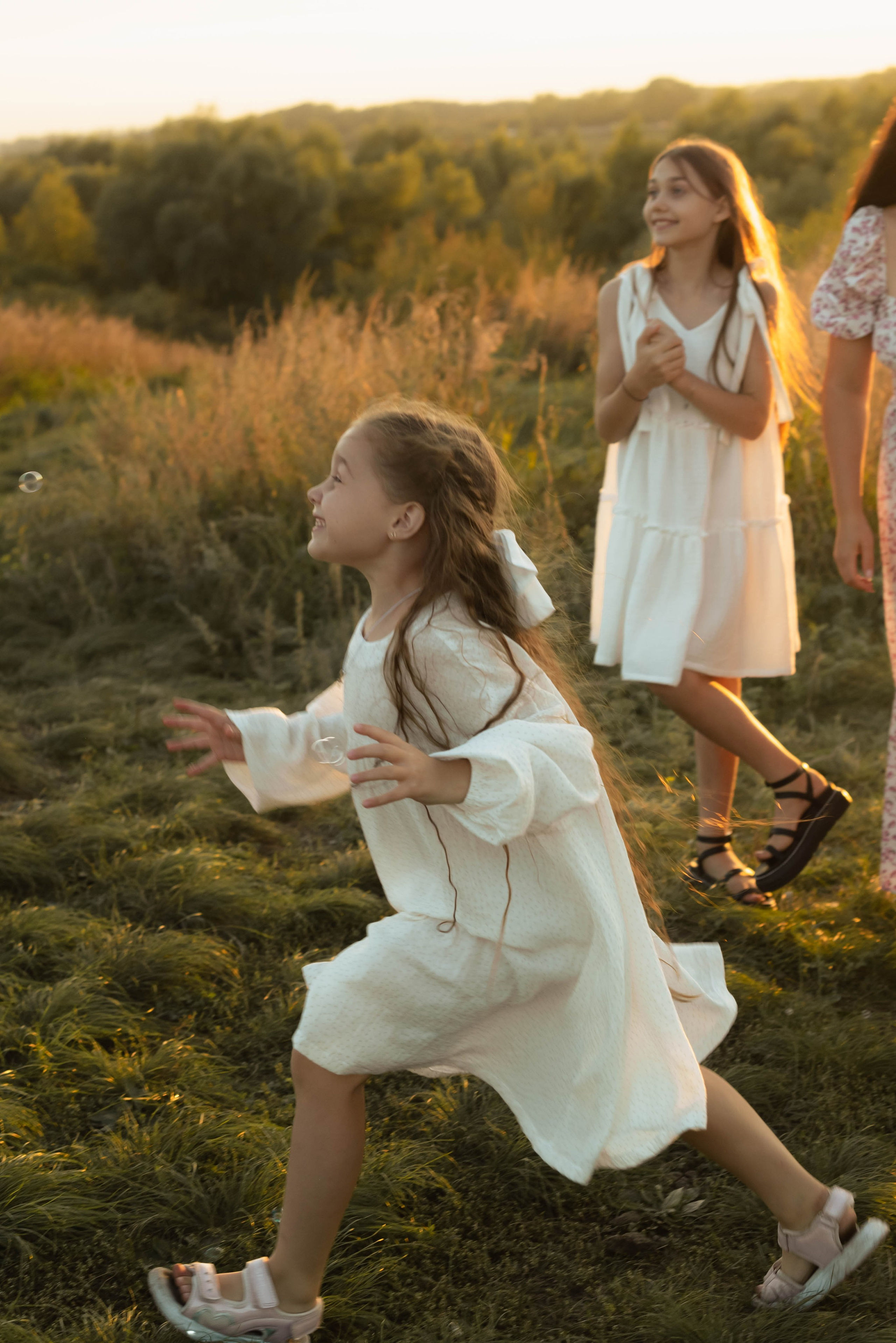 Закат в августе в шубке лисы. Свадебный и семейный фотограф в Новосибирске, Санкт-Петербурге, Москве