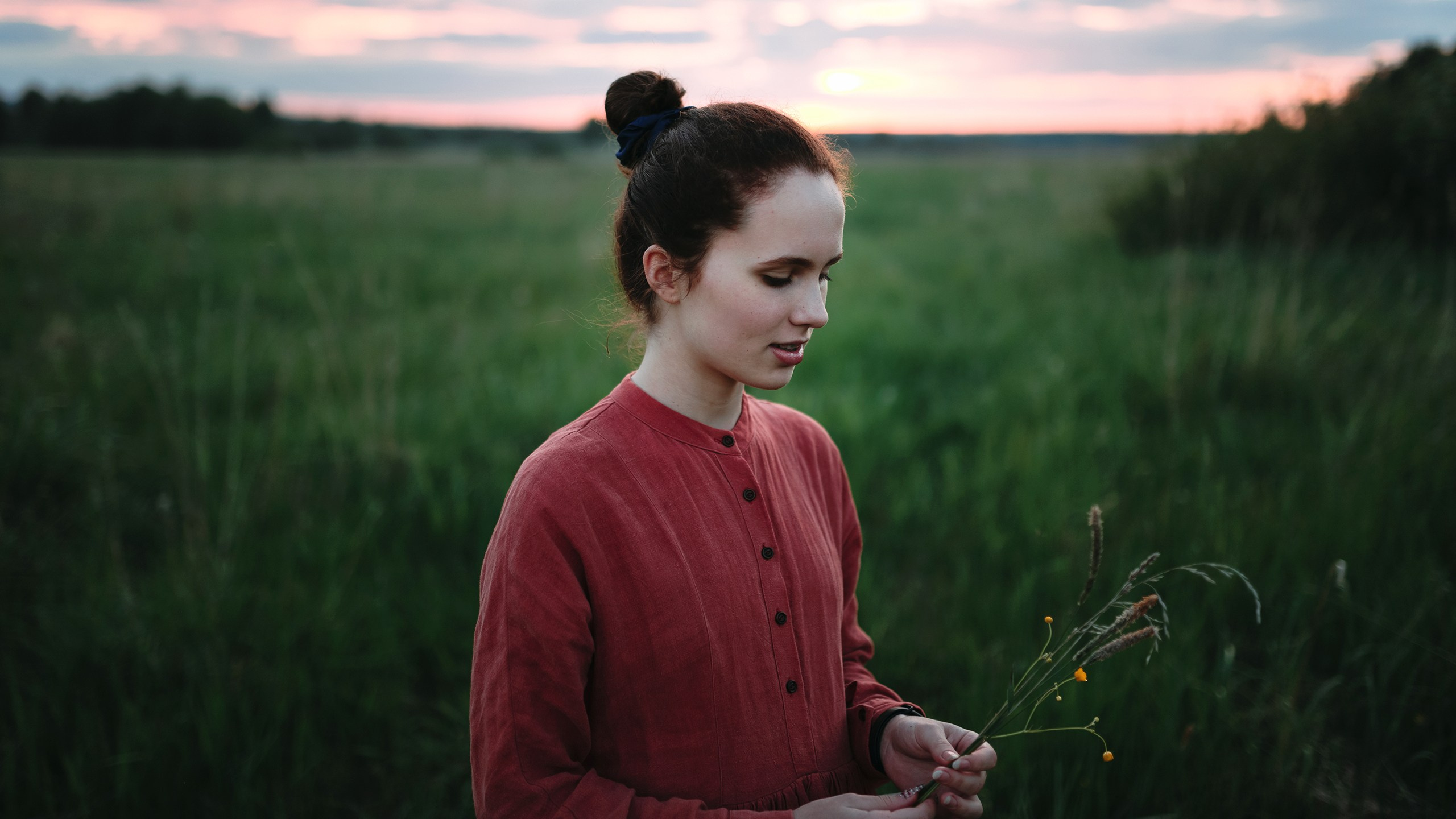 Алый закат. Komonev