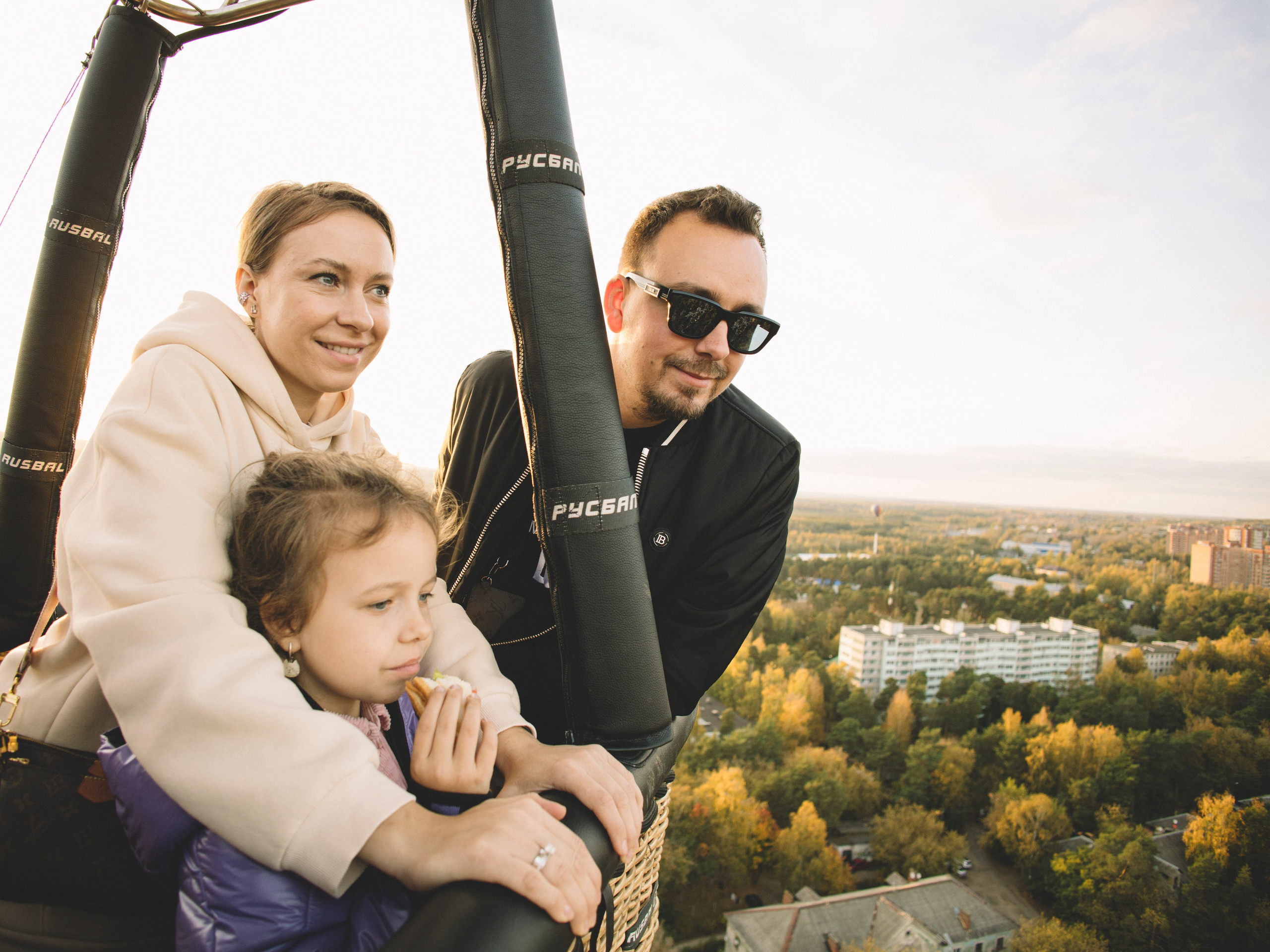 Михаил, Алеся и Варвара. Лайфстайл фотограф в Москве Катюша Кузьмина