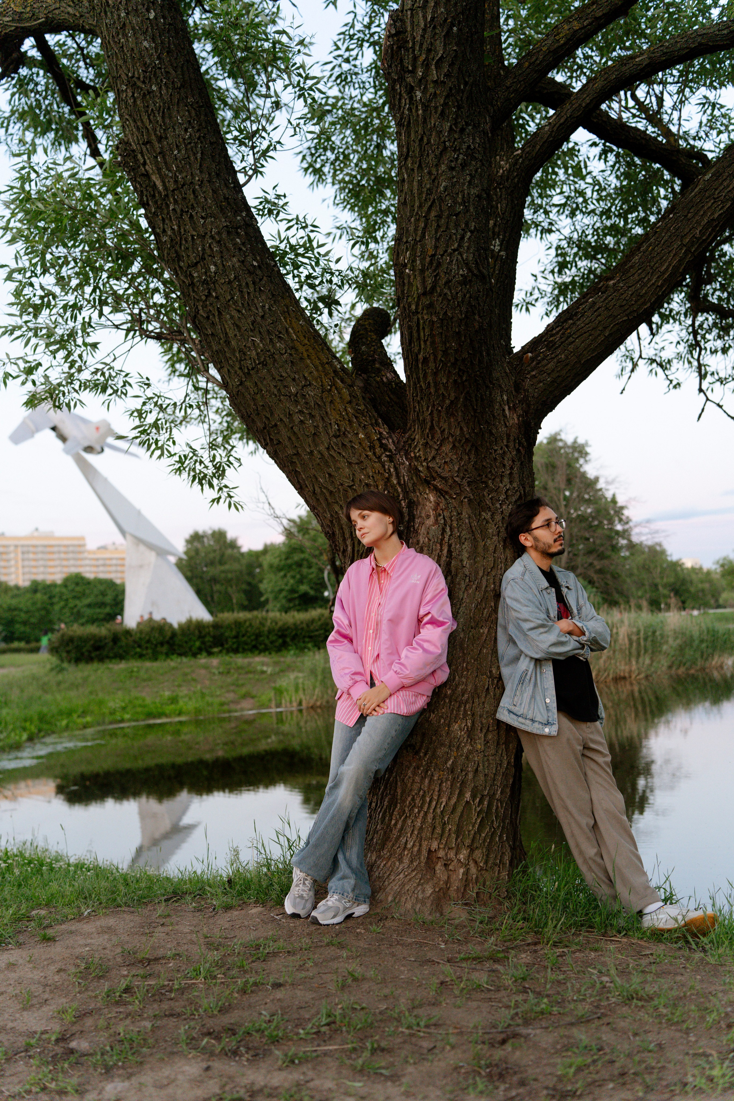 2024. Стрит-фотография, полная абсурда, идиотизма и красоты