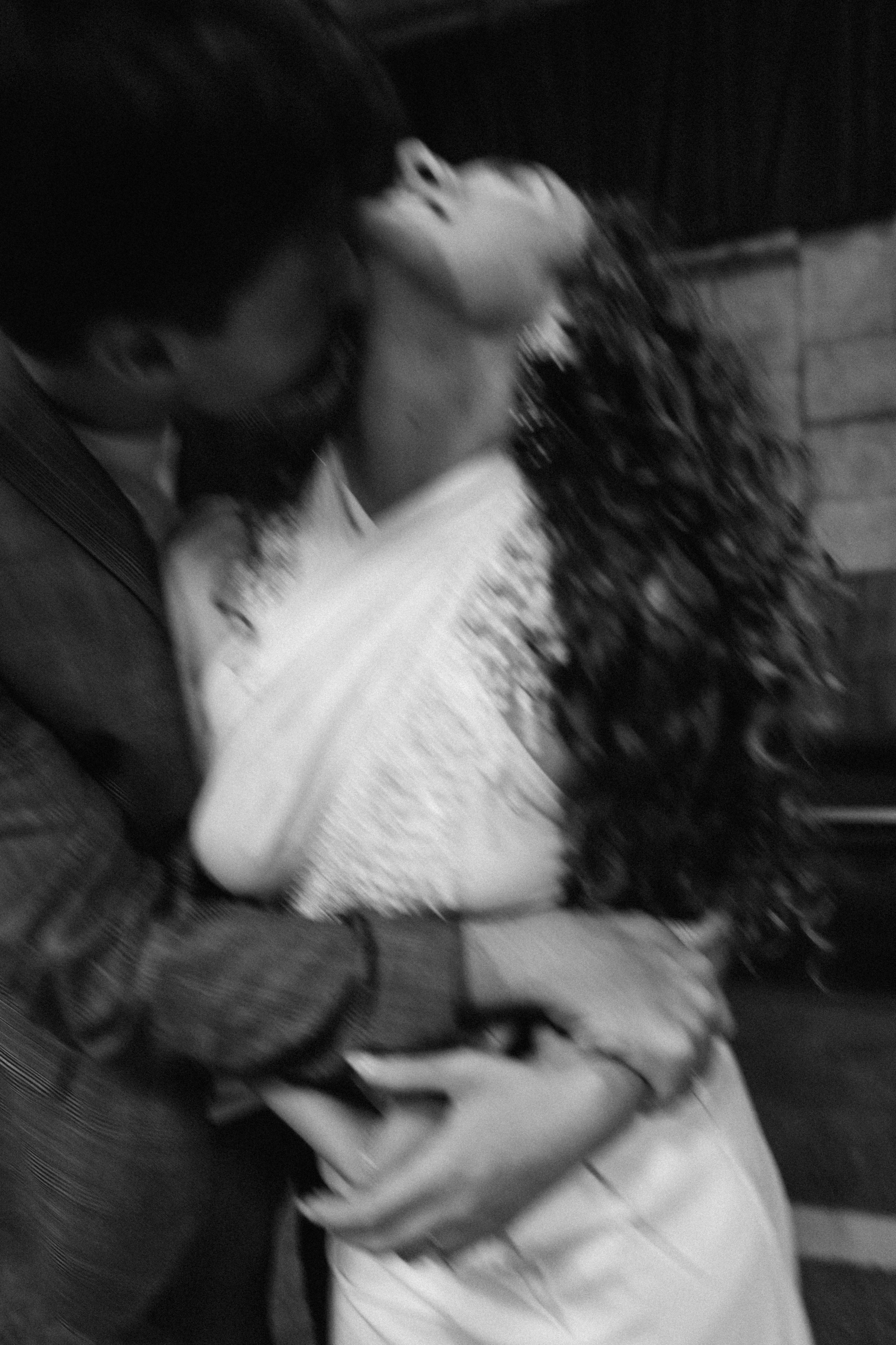 ЗАГС + свадебная прогулка Каролины и Артема. Свадебный и семейный фотограф г. Волгоград Биленко Ангелина