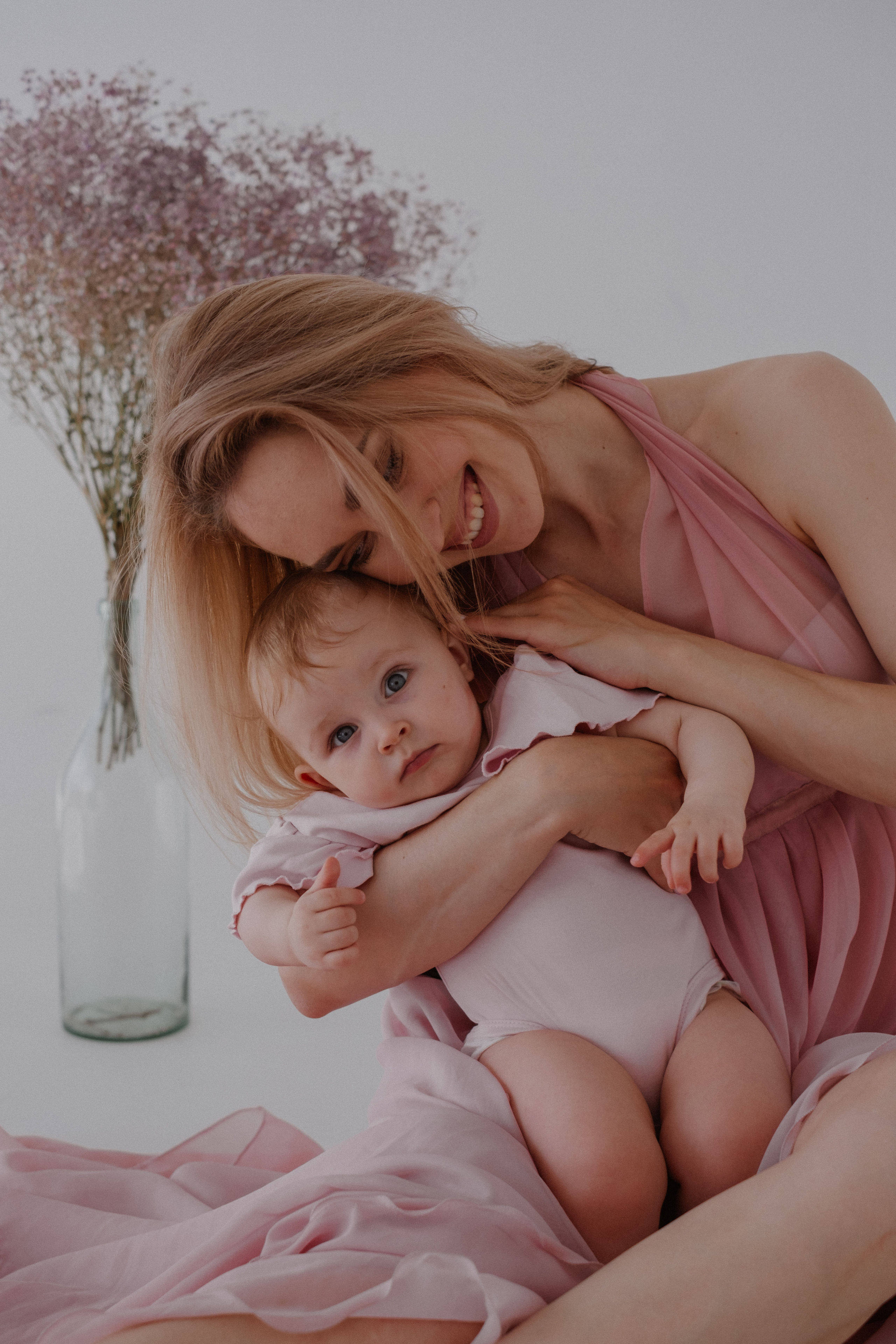 Фотосессия мамы и дочки Алиса + Оля. Свадебный и семейный фотограф г. Волгоград Биленко Ангелина