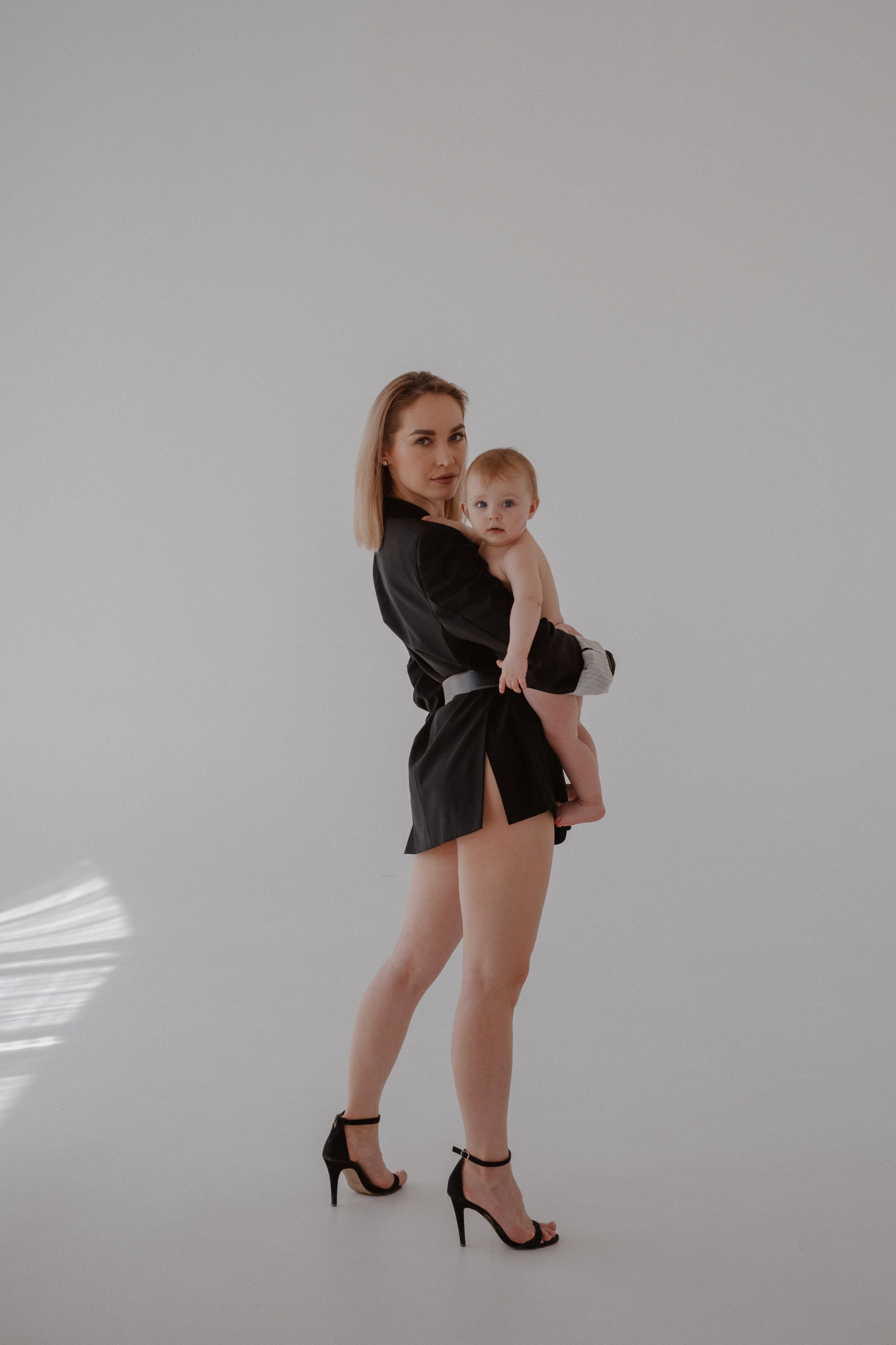 Семейная фотосессия Оля + Алиса + Женя + Даня. Свадебный и семейный фотограф г. Волгоград Биленко Ангелина