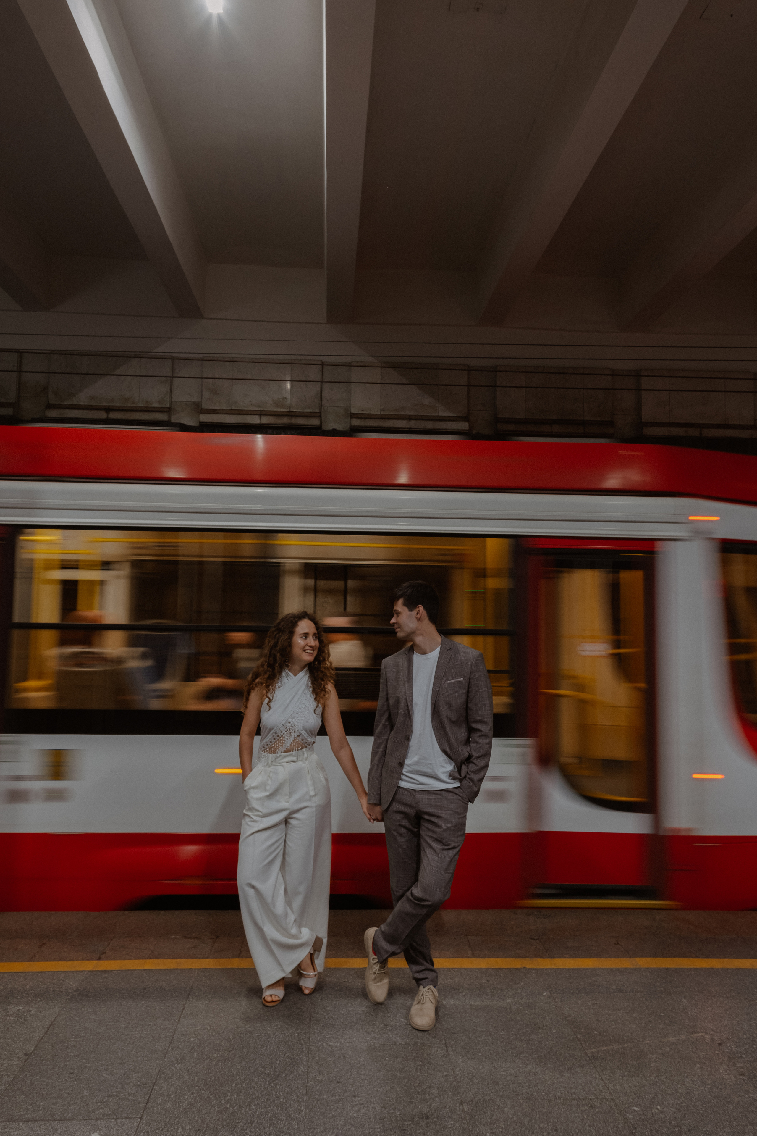 ЗАГС + свадебная прогулка Каролины и Артема. Свадебный и семейный фотограф г. Волгоград Биленко Ангелина