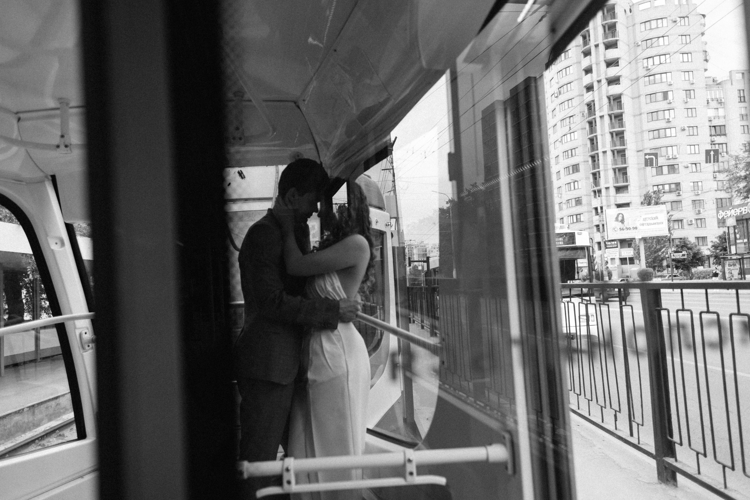 ЗАГС + свадебная прогулка Каролины и Артема. Свадебный и семейный фотограф г. Волгоград Биленко Ангелина