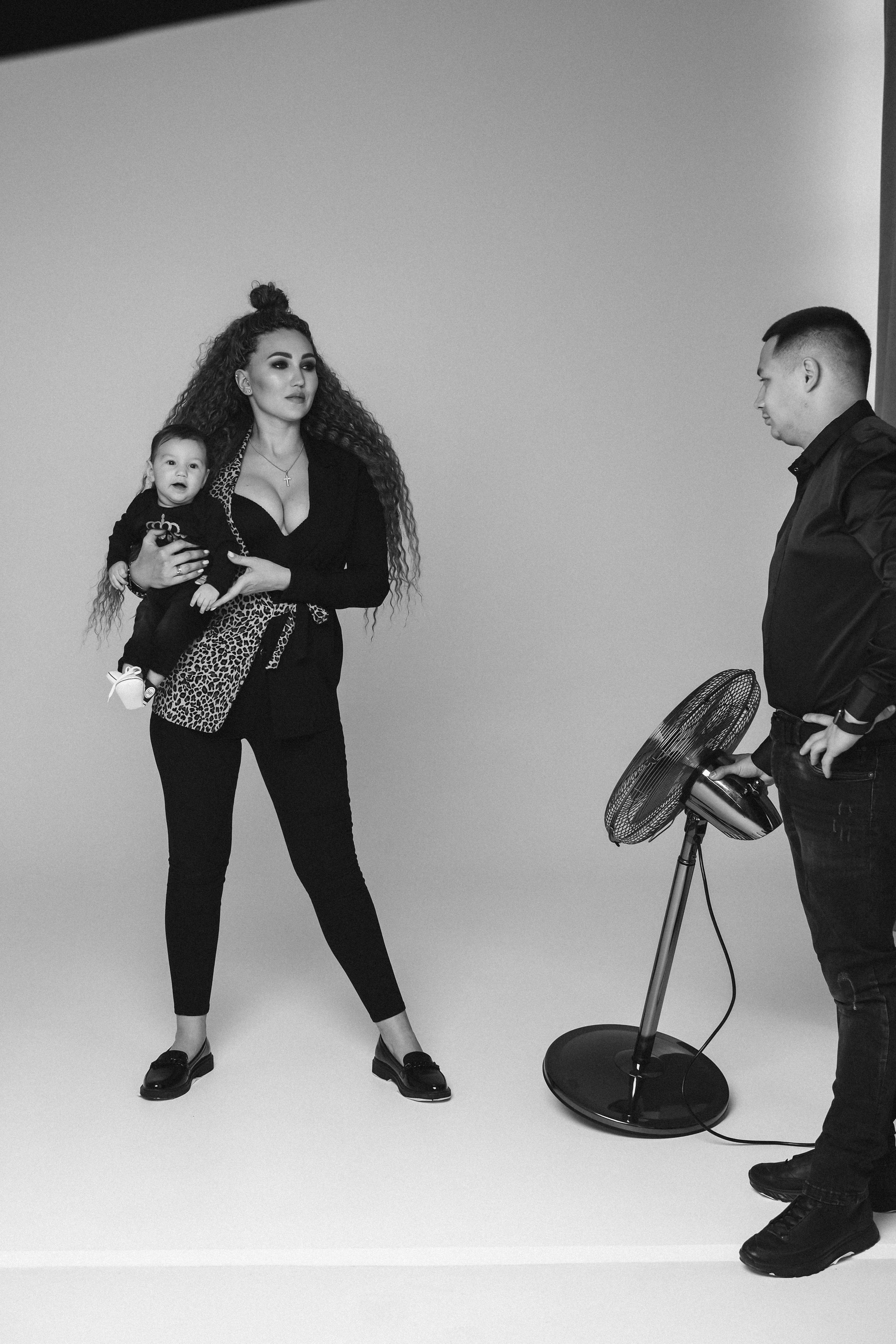 Студийная семейная фотосессия Даша + Артем + Мирон. Свадебный и семейный фотограф г. Волгоград Биленко Ангелина