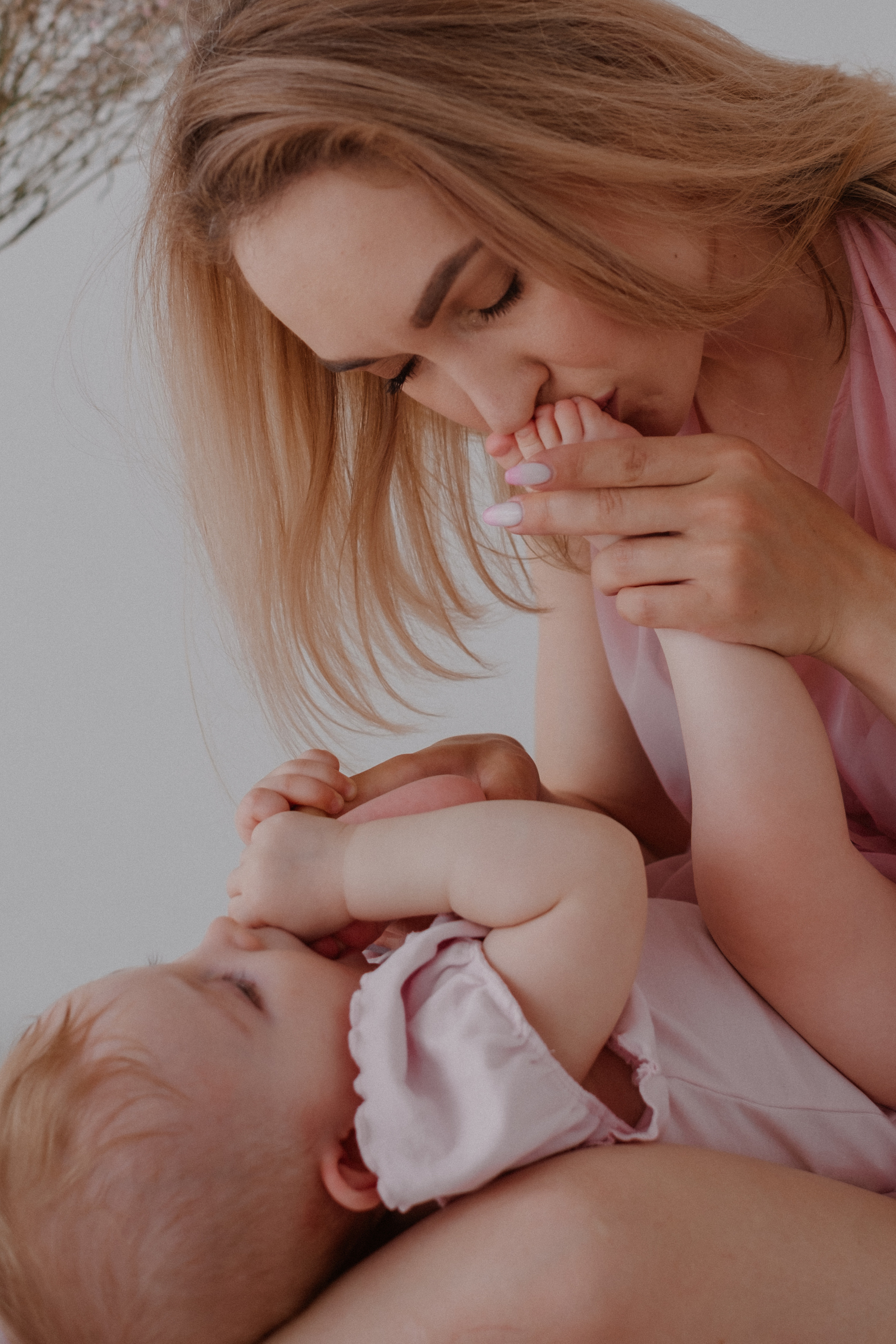 Фотосессия мамы и дочки Алиса + Оля. Свадебный и семейный фотограф г. Волгоград Биленко Ангелина