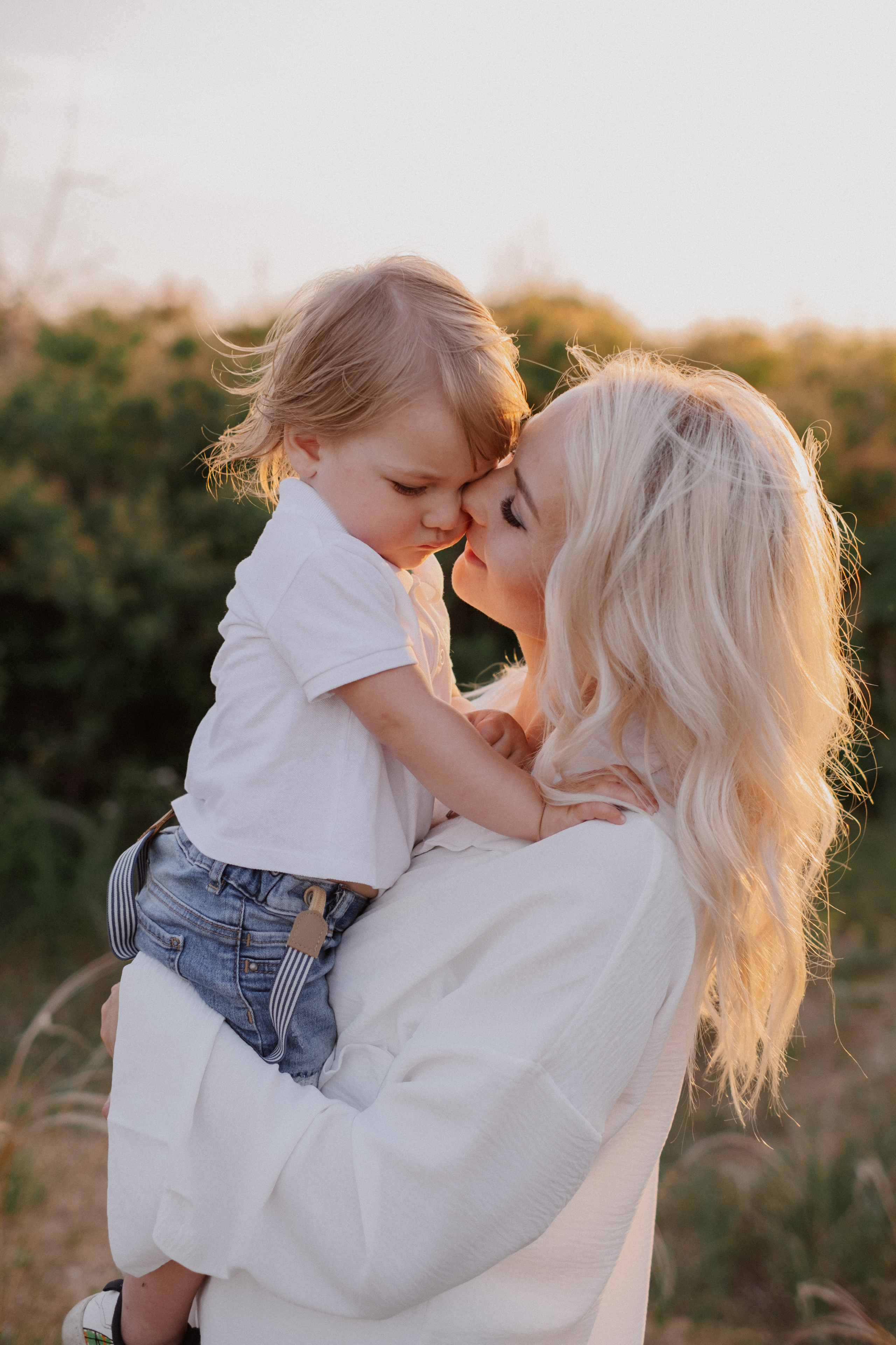 Семейная прогулочная фотосессия Ира+Ри+Арсен+Ваник+Давид+Амиран. Свадебный и семейный фотограф г. Волгоград Биленко Ангелина