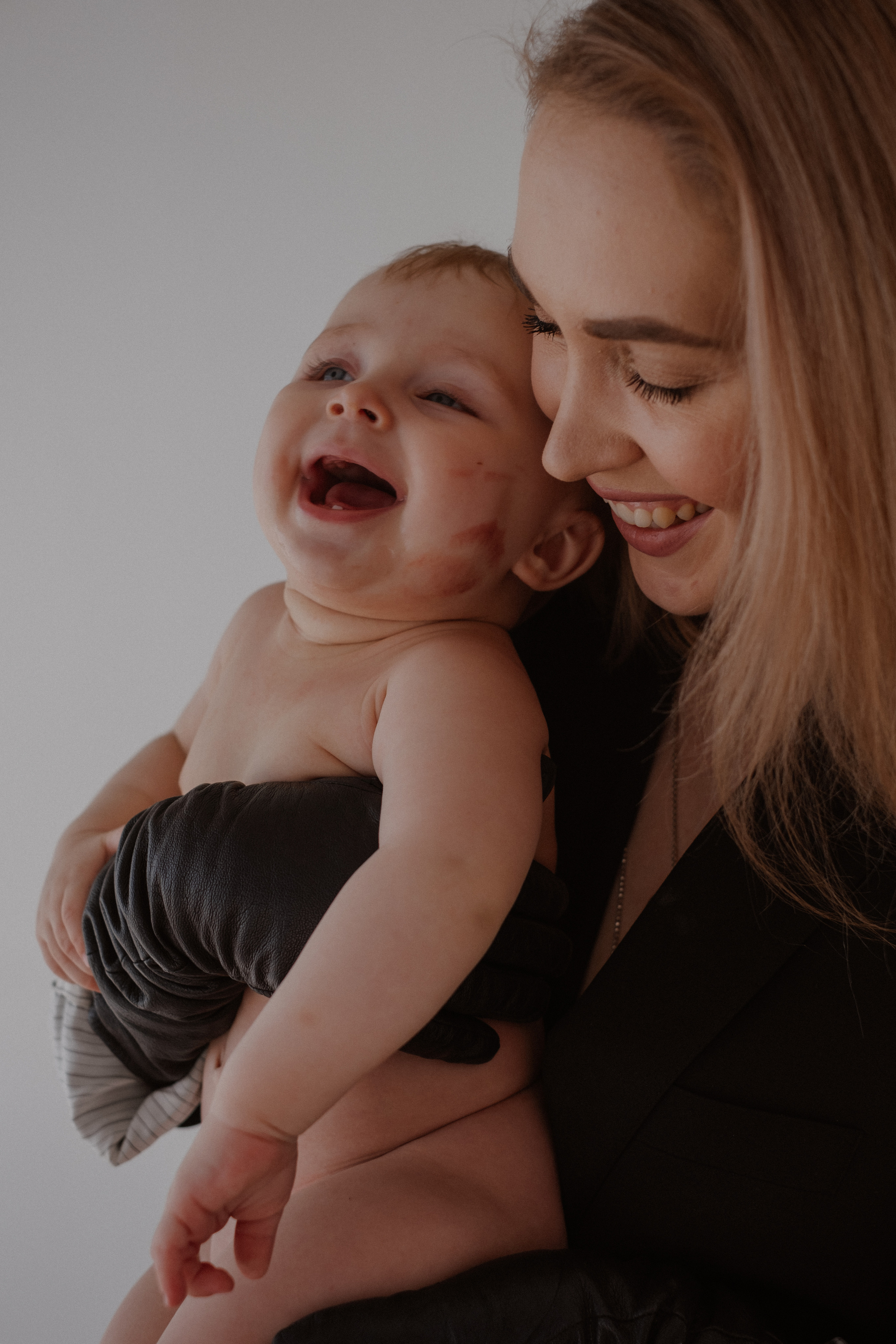 Семейная фотосессия Оля + Алиса + Женя + Даня. Свадебный и семейный фотограф г. Волгоград Биленко Ангелина