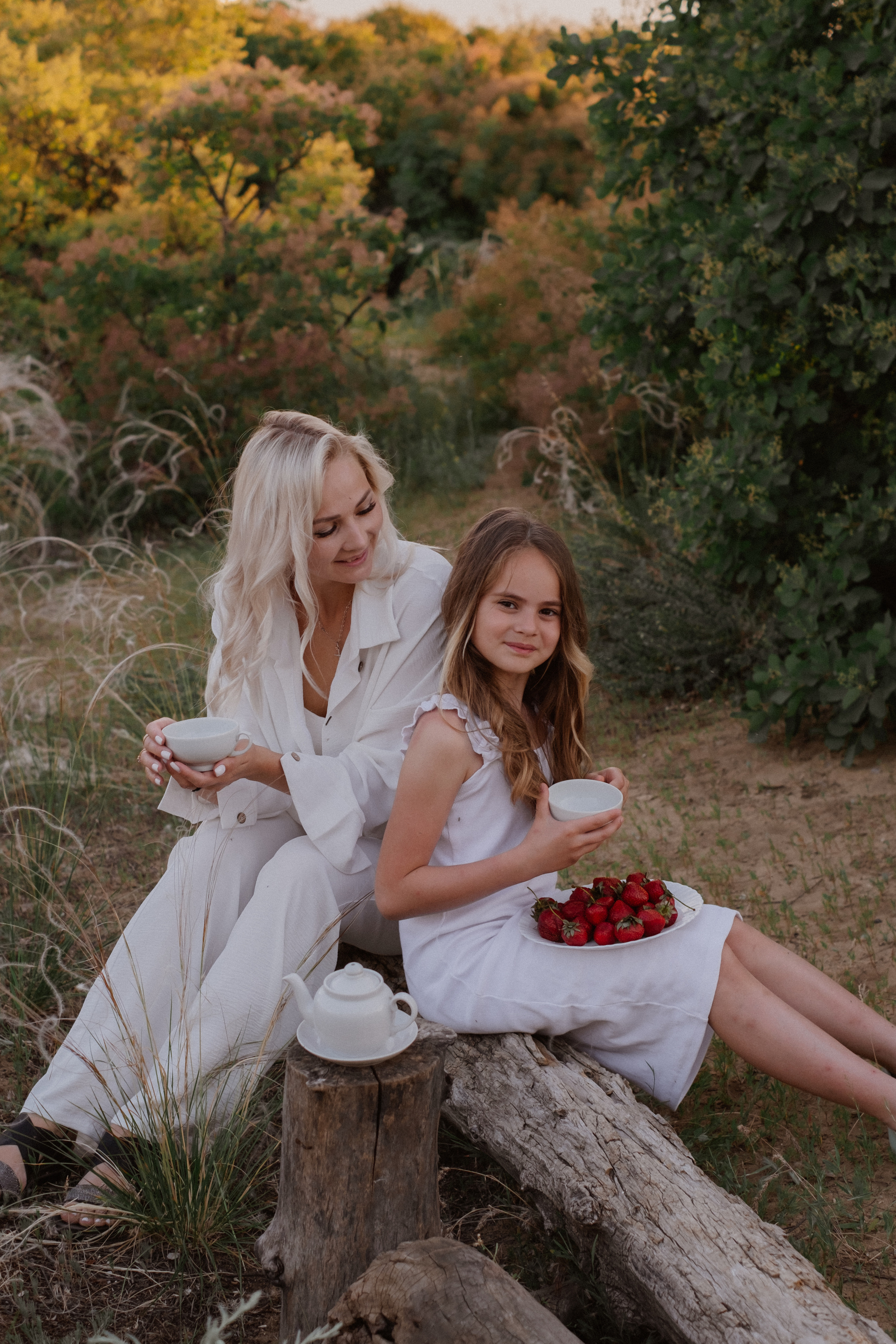 Семейная прогулочная фотосессия Ира+Ри+Арсен+Ваник+Давид+Амиран. Свадебный и семейный фотограф г. Волгоград Биленко Ангелина