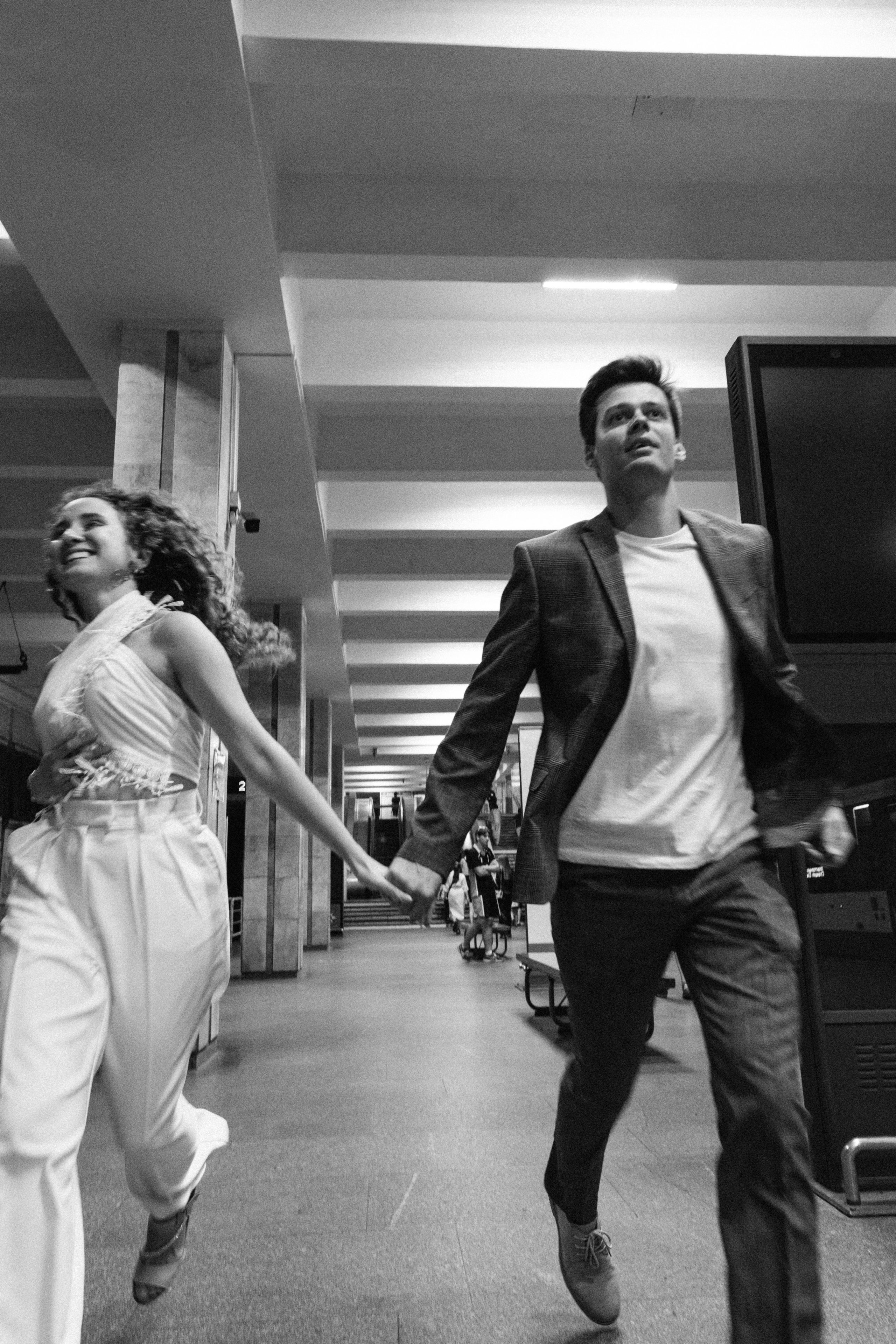 ЗАГС + свадебная прогулка Каролины и Артема. Свадебный и семейный фотограф г. Волгоград Биленко Ангелина