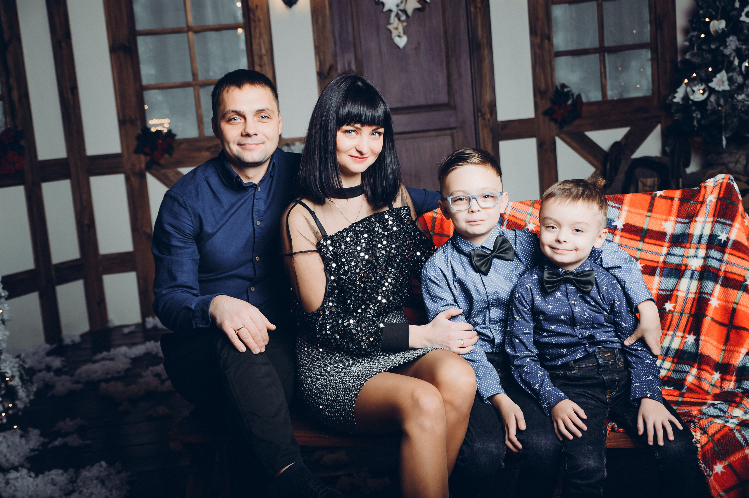 Новогодняя фотосессия в студии, семья фото