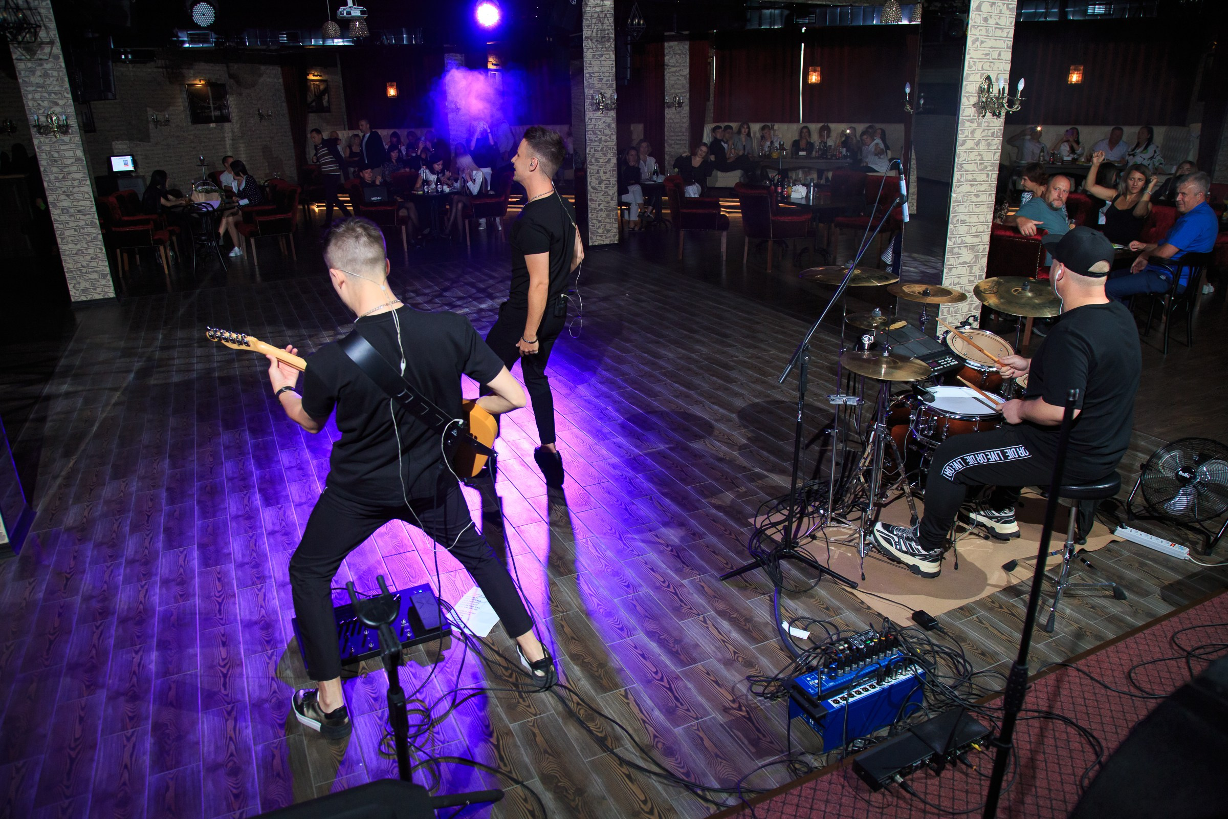 Открытие караоке клуба Mozguhose. Репортажный и свадебный фотограф Пятигорск и КМВ