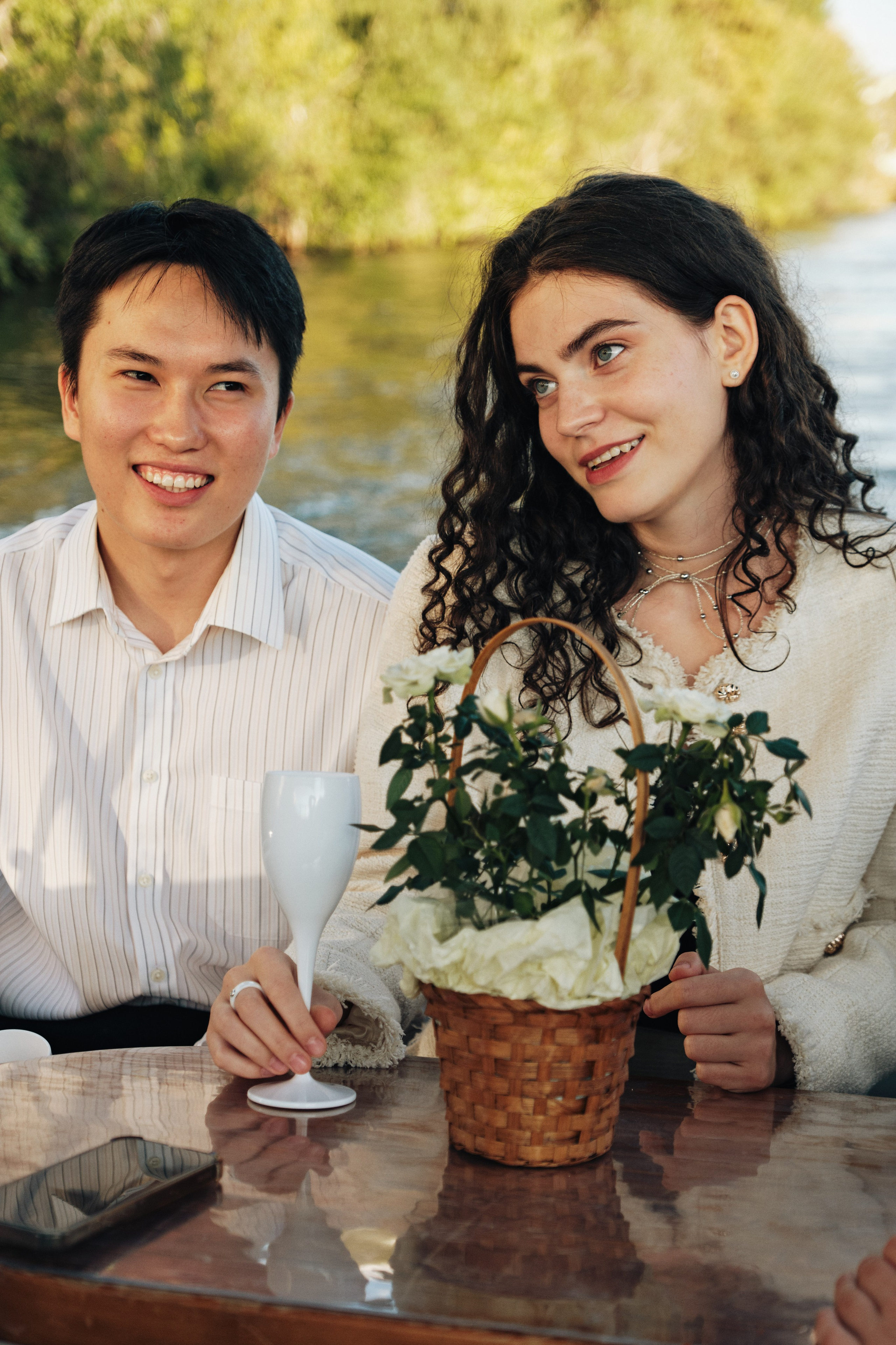 Фотосессия на катере в Санкт-Петербурге. Семейные и свадебные фотосессии в СПб, в студии, на улице, на природе