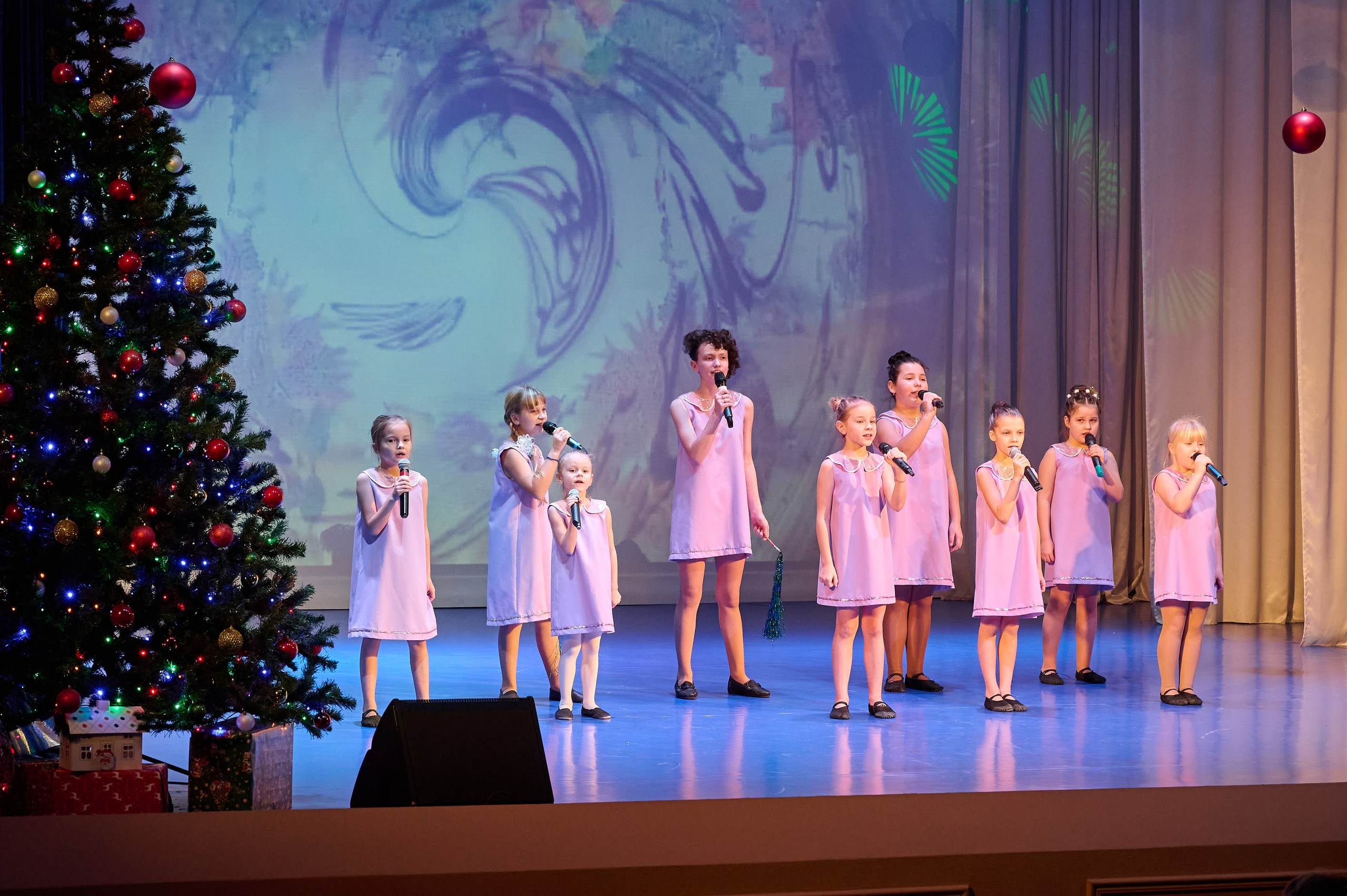 Концерт в ДК Марьина роща. Жизнь курорта Кабардинка в фотографиях