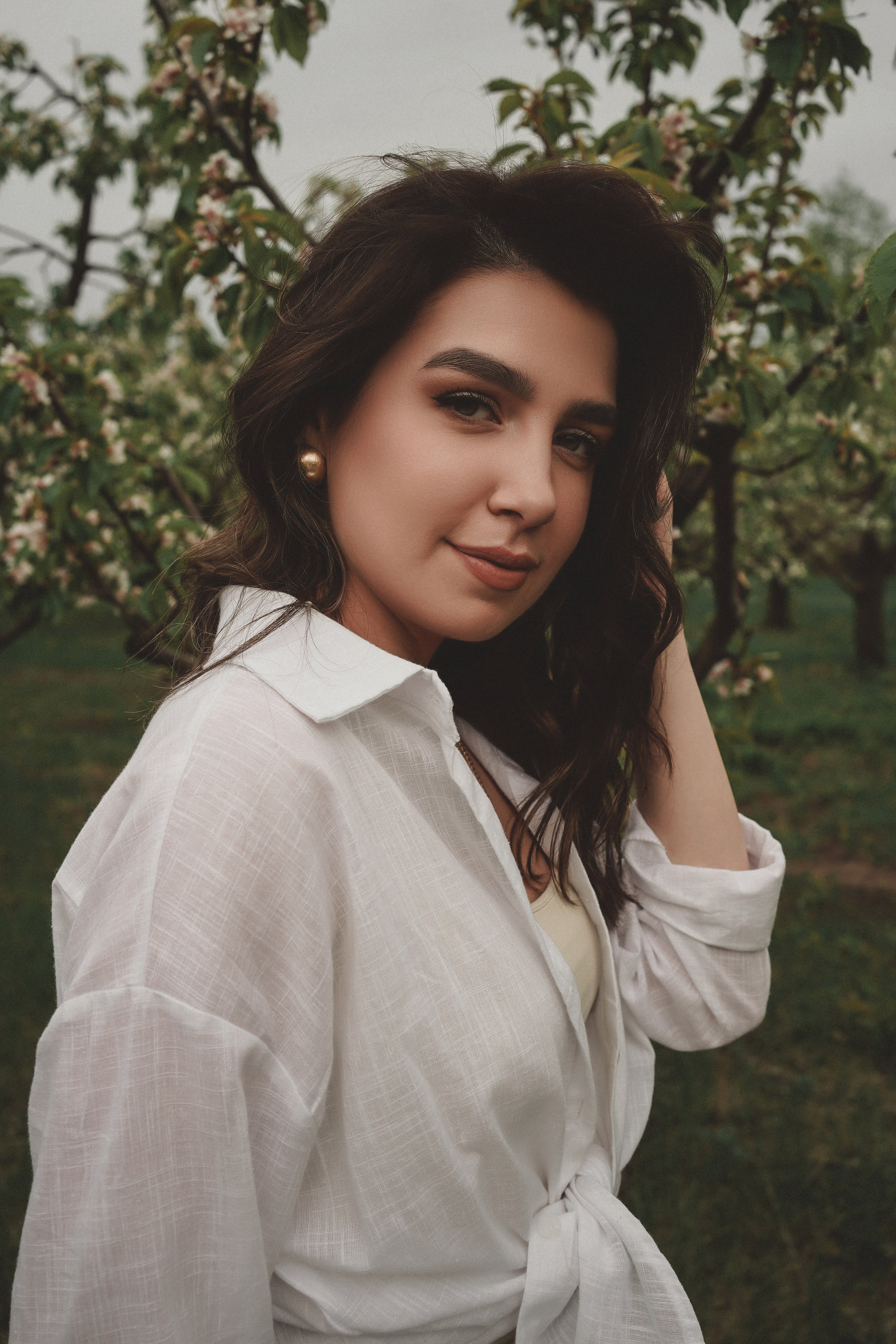 Фотосессия в цветущем саду в пос. Мускатный. Фотограф Ростов-на-Дону. Свадебный фотограф в Ростове-на-Дону. Таинство Крещения и Венчания, семейные фотосессии. Алёна Чёботова