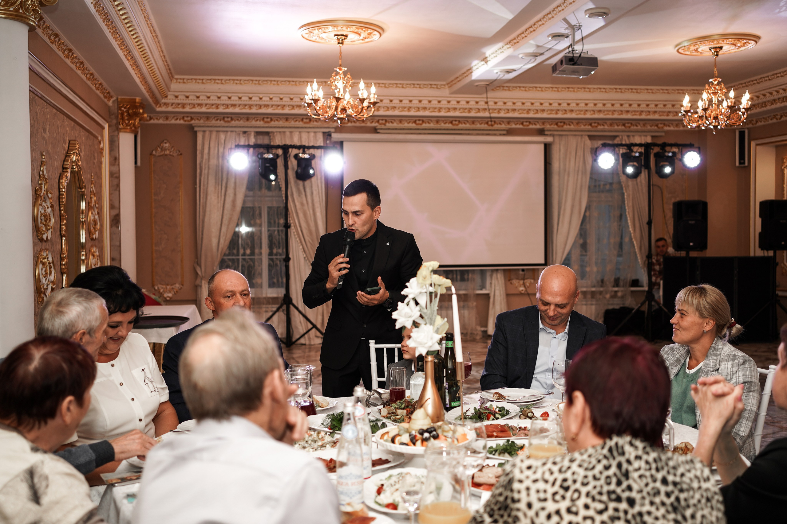 Фотосессия юбилея на Петровском причале в Ростове-на-Дону. Свадебный фотограф в Ростове-на-Дону. Таинство Крещения и Венчания, семейные фотосессии. Алёна Чёботова