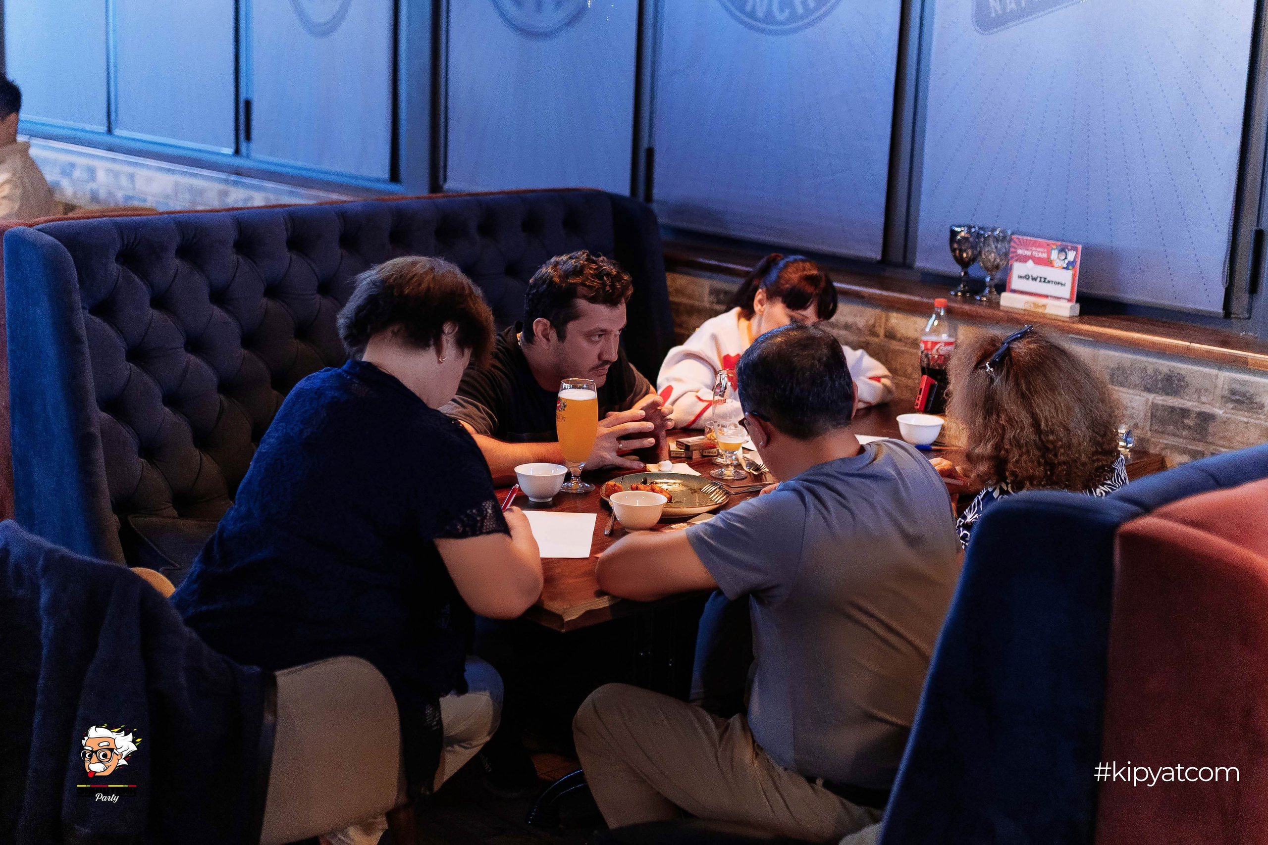 Эйнштейн Party