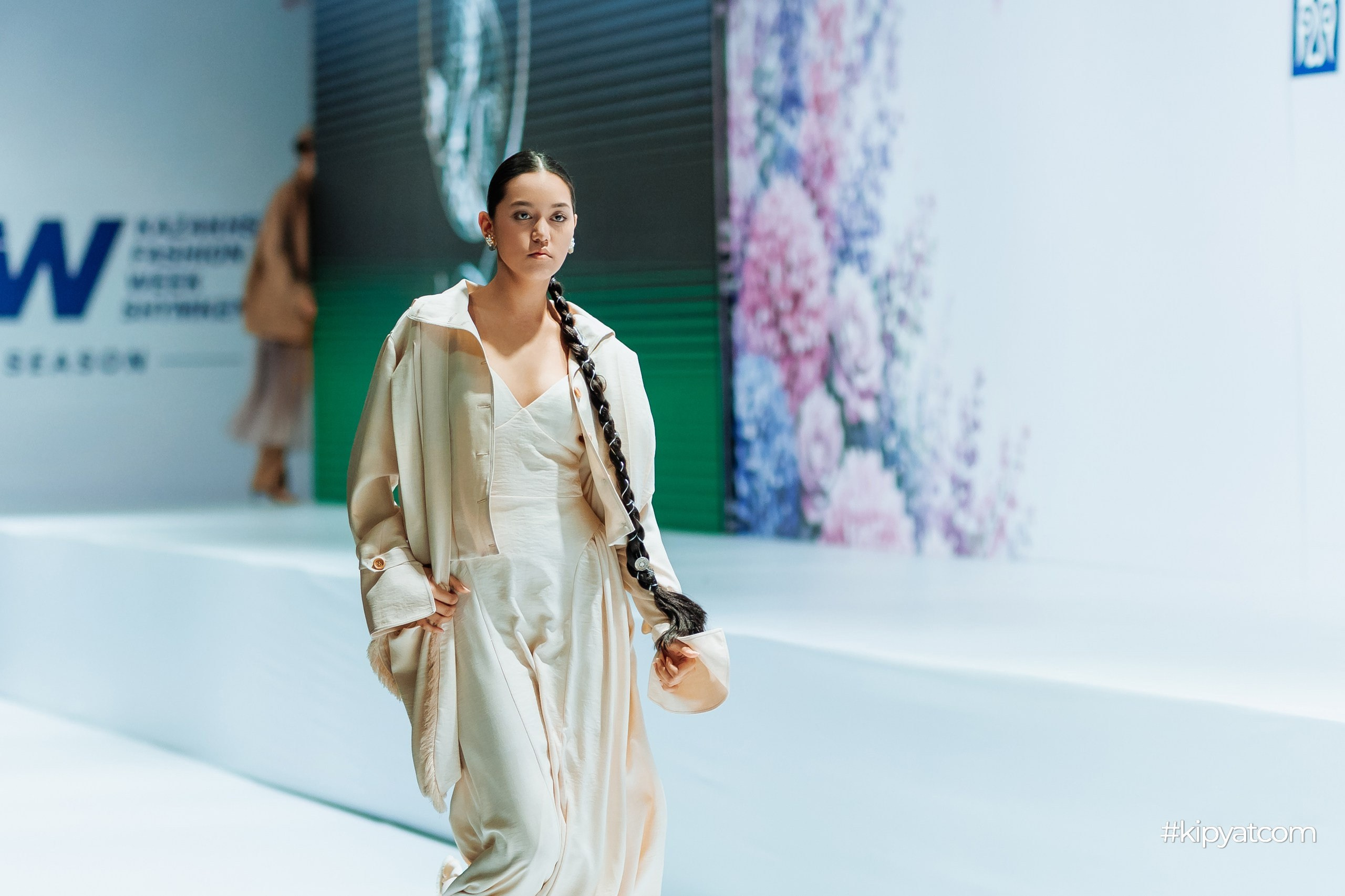 KAZAKHSTAN FASHION WEEK SHYMKENT 11 SEASON. Кипятком Шымкент