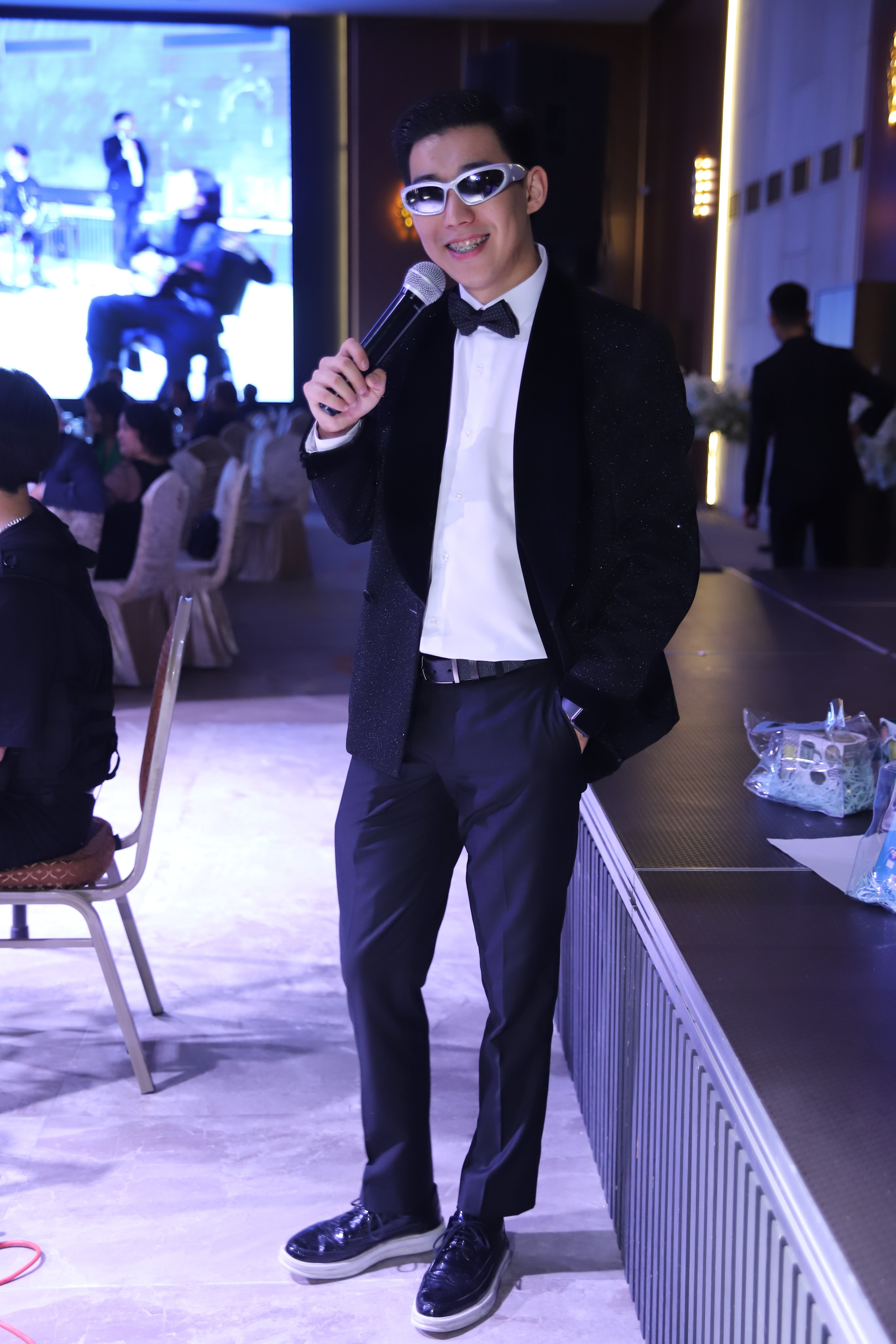 ФОТОГАЛЕРЕЯ. Ведущий Шоумен Алмас Каллемов