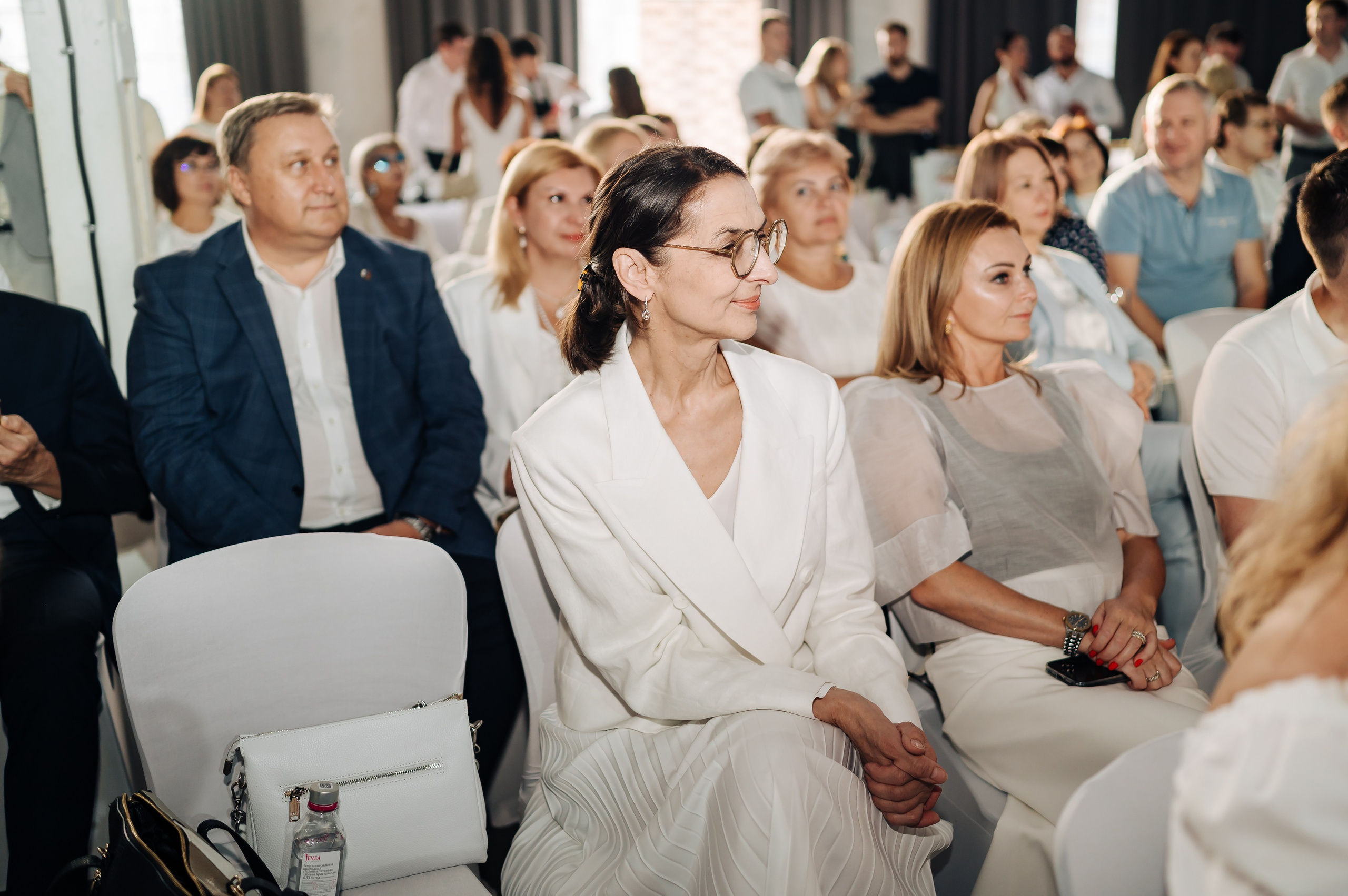 Белый бал в честь столетия Комсомольской правды. Фотограф Елена Афанасьева