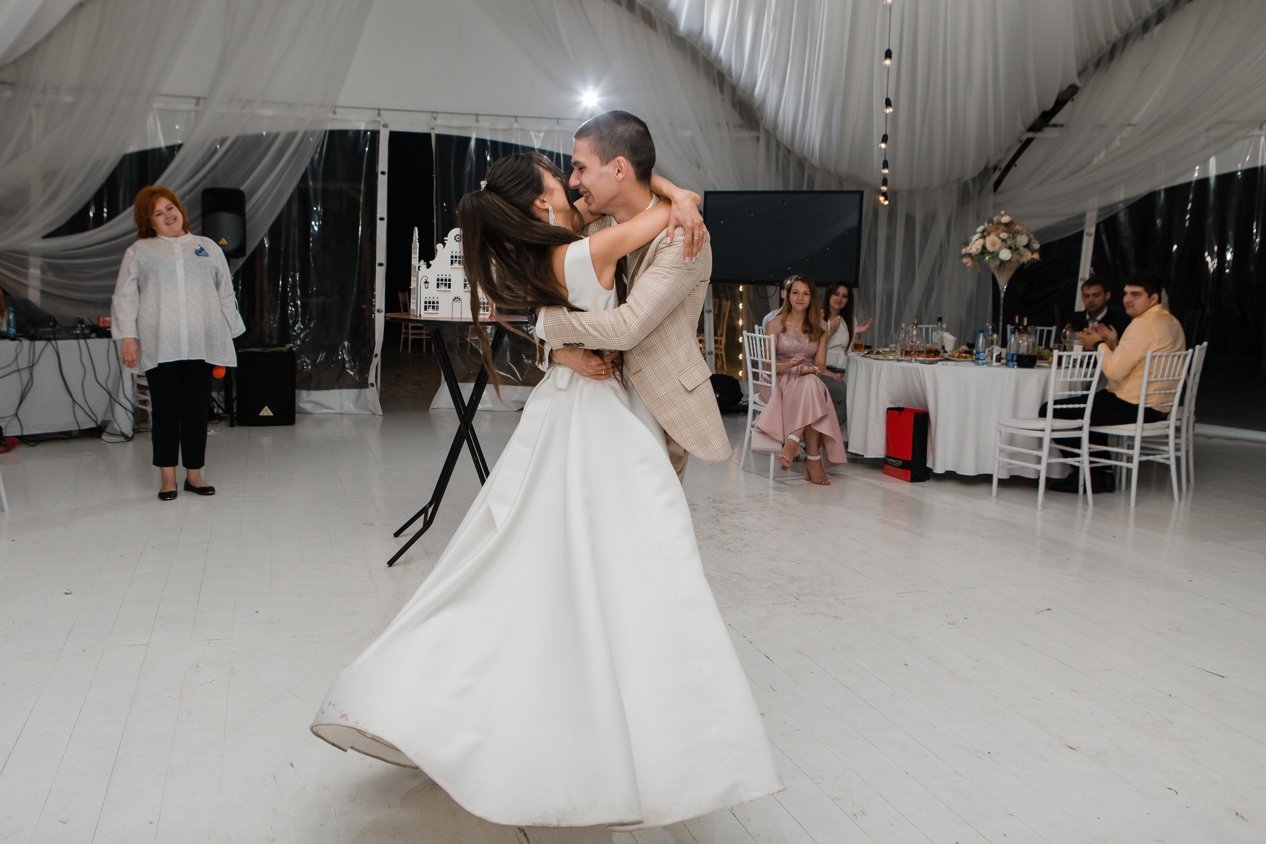 Фотограф Анна Хомко. Фотосъемка свадеб. Свадебный фотограф в Москве. Фотограф Анна Хомко. Фотосъемка свадеб. Фото и видео на свадьбу