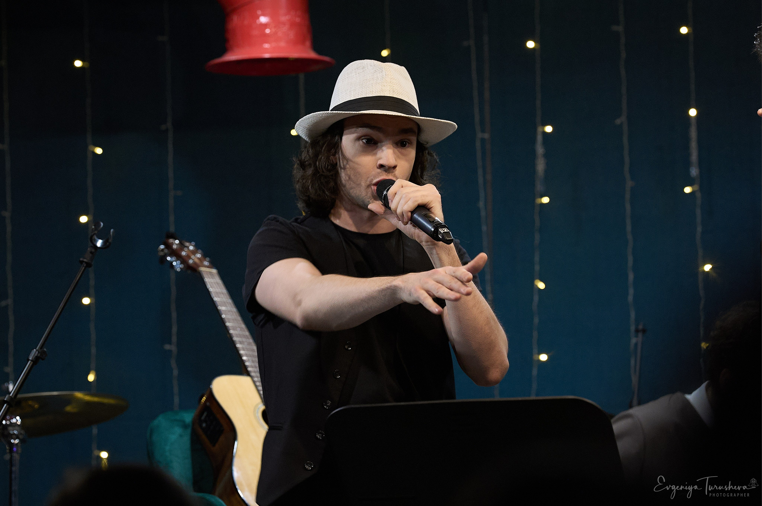 Каша без топора | 16.02.2026 | Сольный концерт Александра Казакова. Фотограф Евгения Турушева