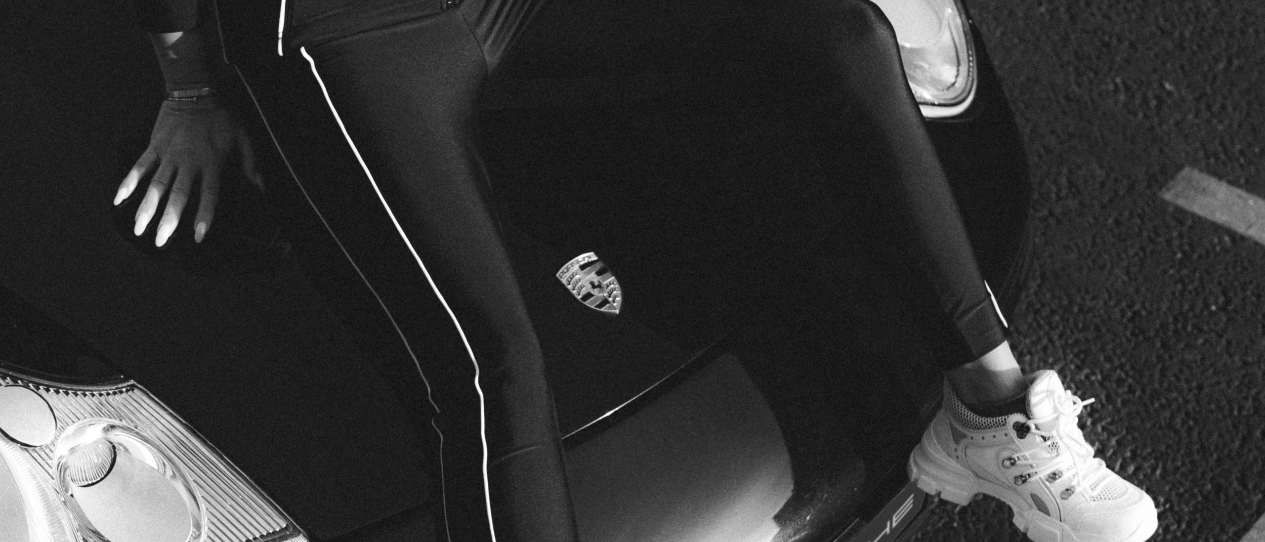 Porsche Carrera 4 Cabriolet x Elina. Фотограф Илья К. в Москве