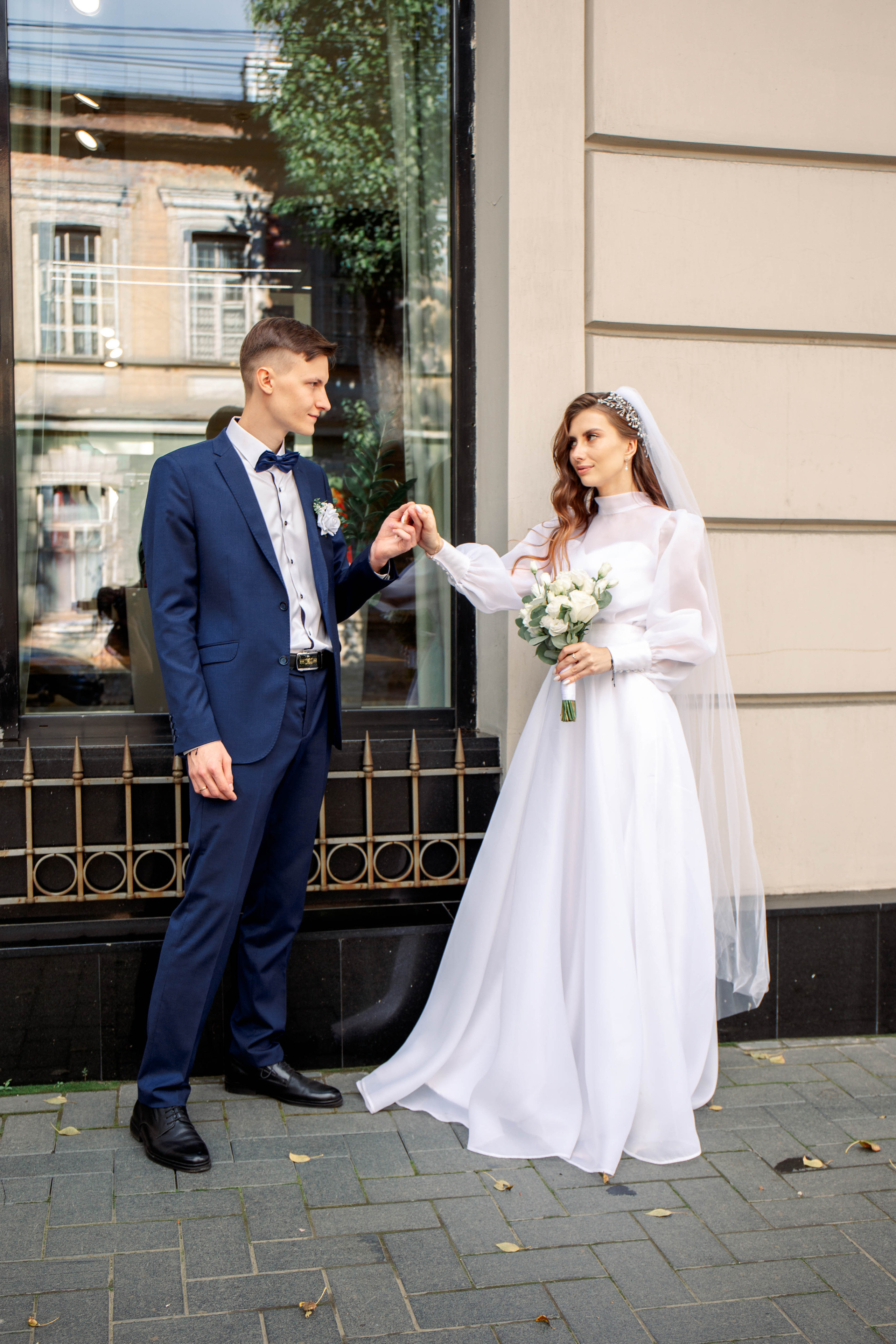 Роман и Ксения. Для тех, кто не ждёт удачи, а создаёт её. Каждая фотосессия — это твой момент, твой стиль, твой успех. 📸