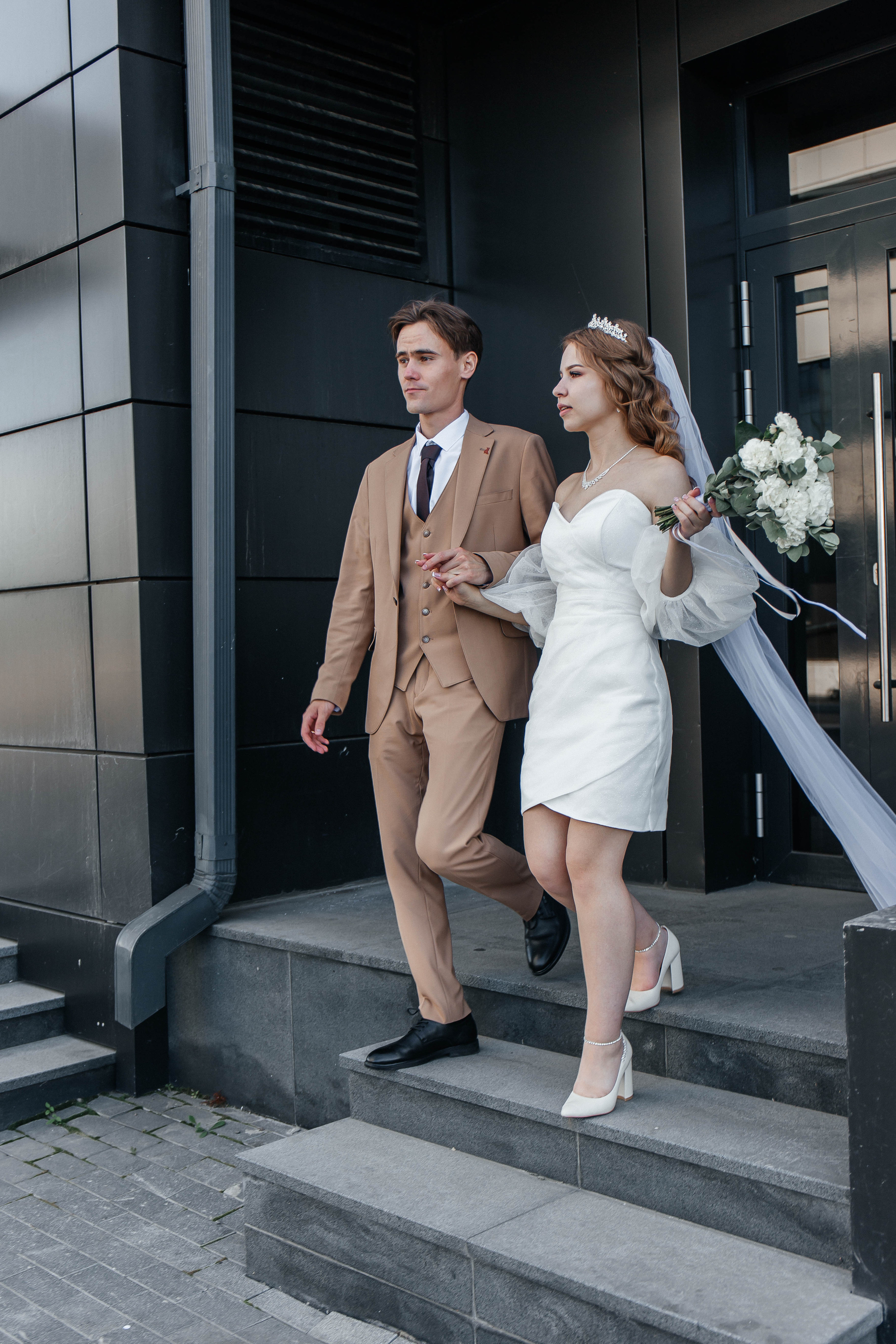 Город. Для тех, кто не ждёт удачи, а создаёт её. Каждая фотосессия — это твой момент, твой стиль, твой успех. 📸