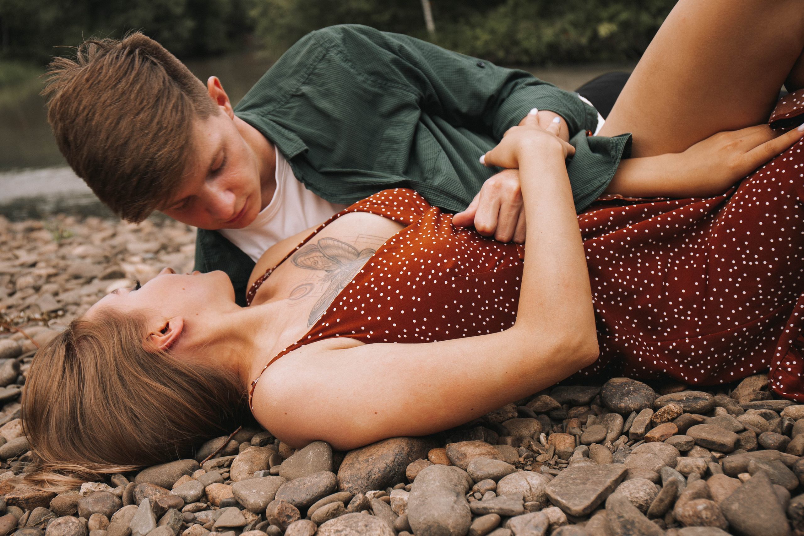 Лето в поле. Для тех, кто не ждёт удачи, а создаёт её. Каждая фотосессия — это твой момент, твой стиль, твой успех. 📸