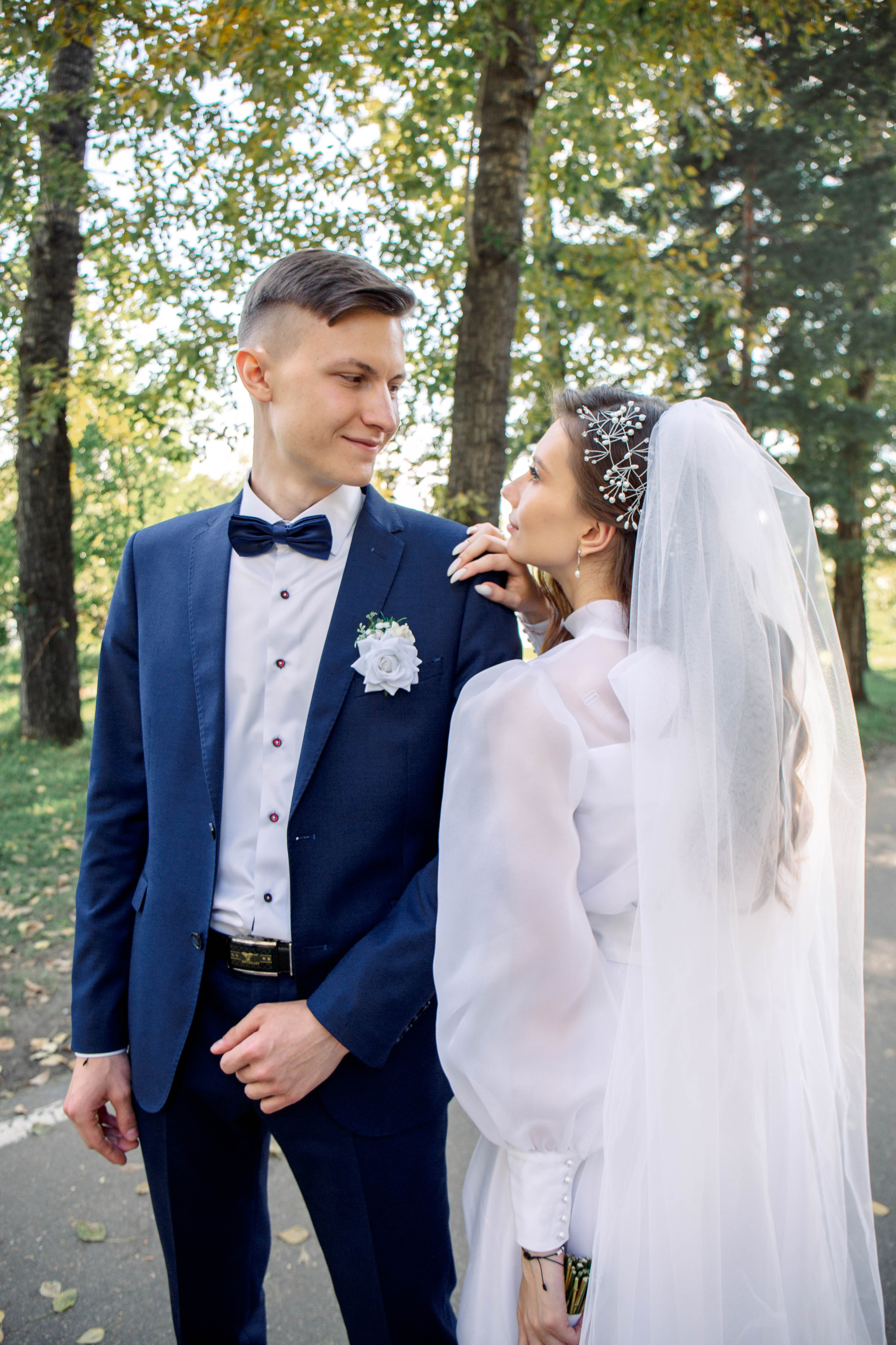 Роман и Ксения. Для тех, кто не ждёт удачи, а создаёт её. Каждая фотосессия — это твой момент, твой стиль, твой успех. 📸