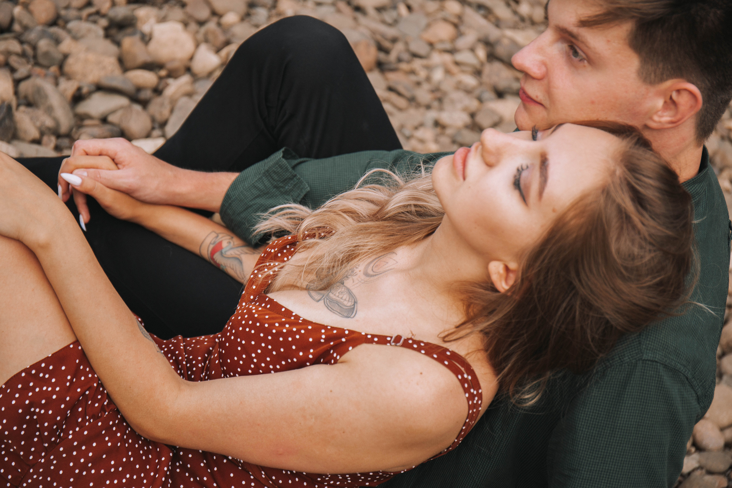 Лето в поле. Для тех, кто не ждёт удачи, а создаёт её. Каждая фотосессия — это твой момент, твой стиль, твой успех. 📸