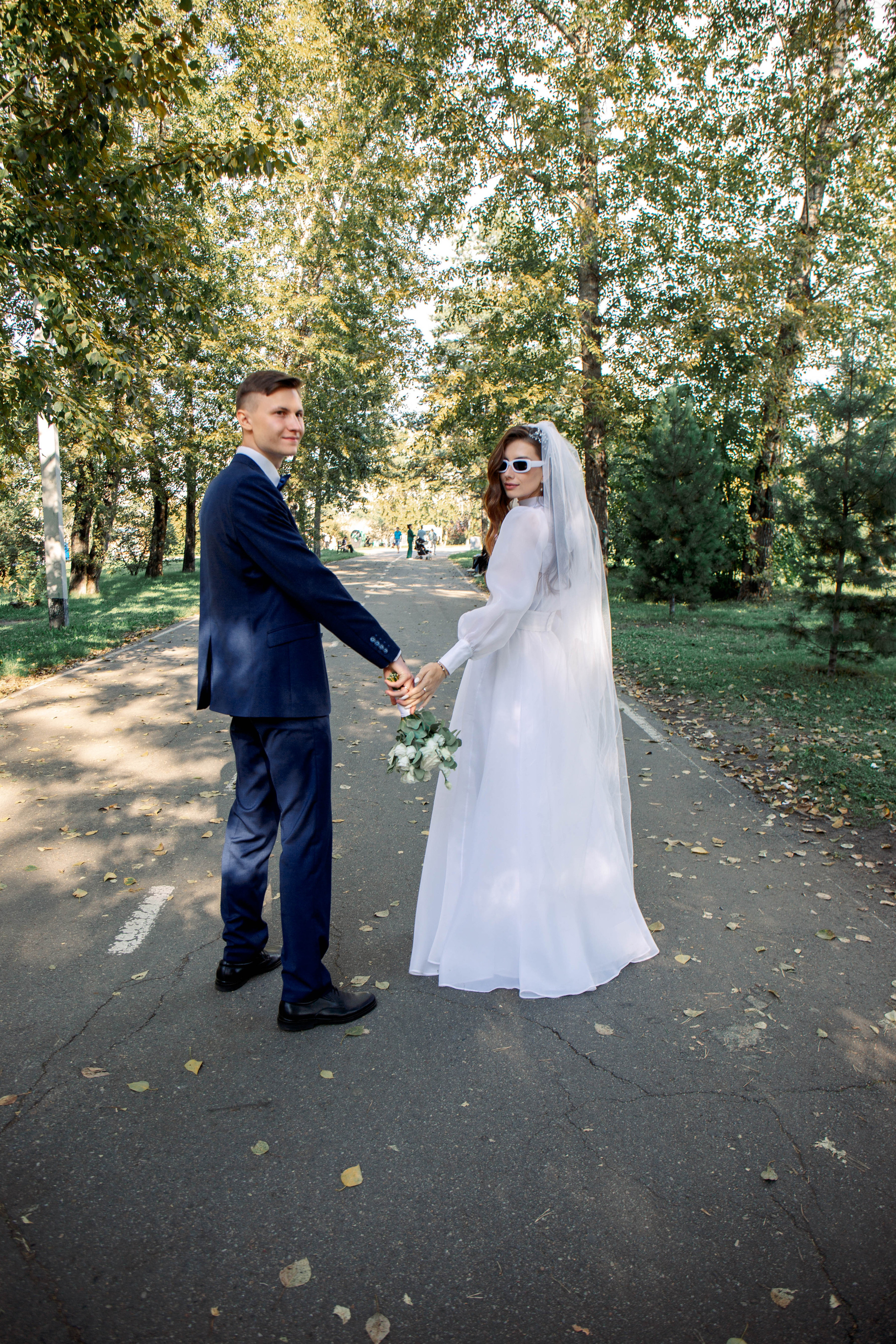 Роман и Ксения. Для тех, кто не ждёт удачи, а создаёт её. Каждая фотосессия — это твой момент, твой стиль, твой успех. 📸