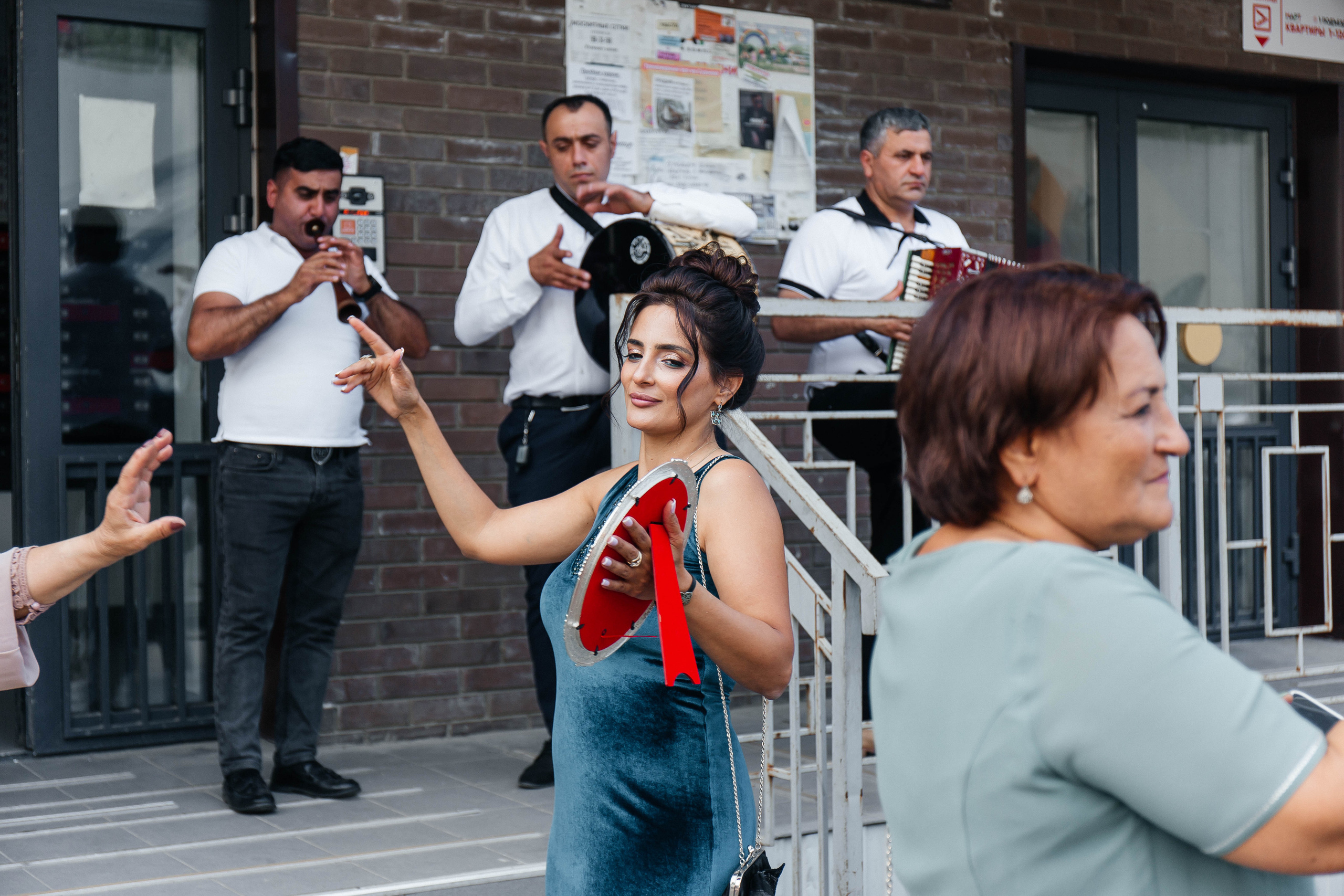 Утро невесты. Для тех, кто не ждёт удачи, а создаёт её. Каждая фотосессия — это твой момент, твой стиль, твой успех. 📸