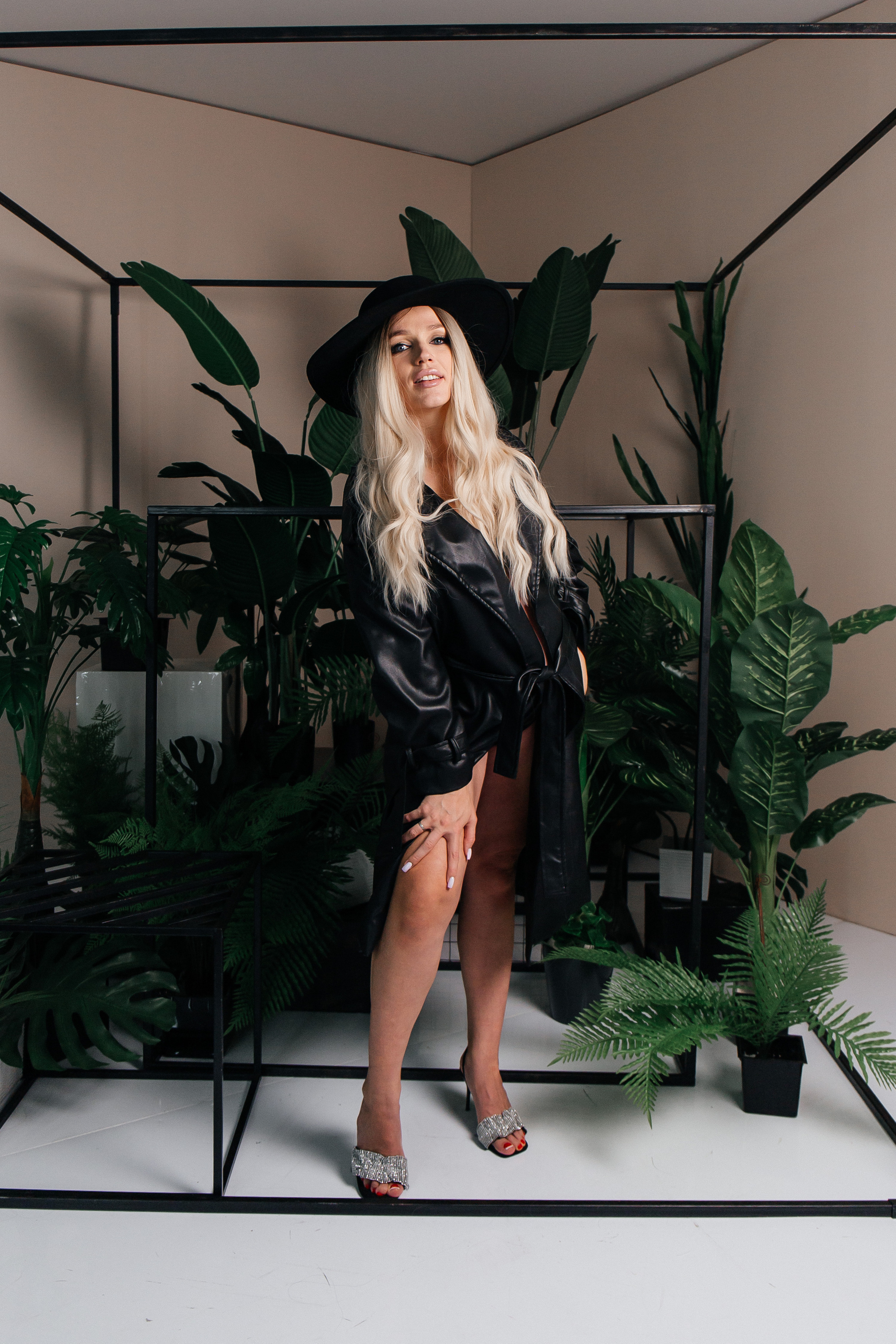 Яна. Для тех, кто не ждёт удачи, а создаёт её. Каждая фотосессия — это твой момент, твой стиль, твой успех. 📸