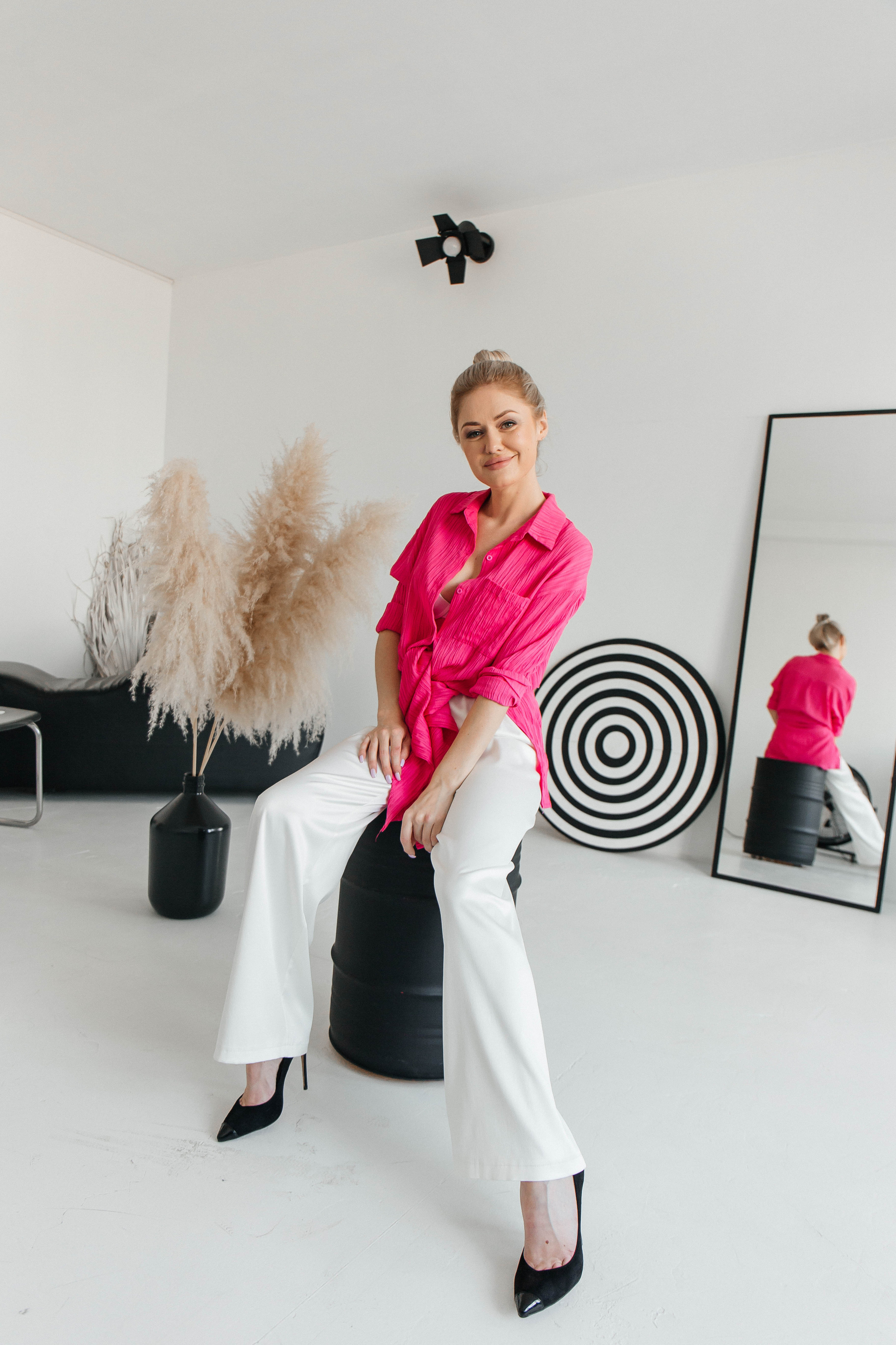 Контент фотосессия. Для тех, кто не ждёт удачи, а создаёт её. Каждая фотосессия — это твой момент, твой стиль, твой успех. 📸