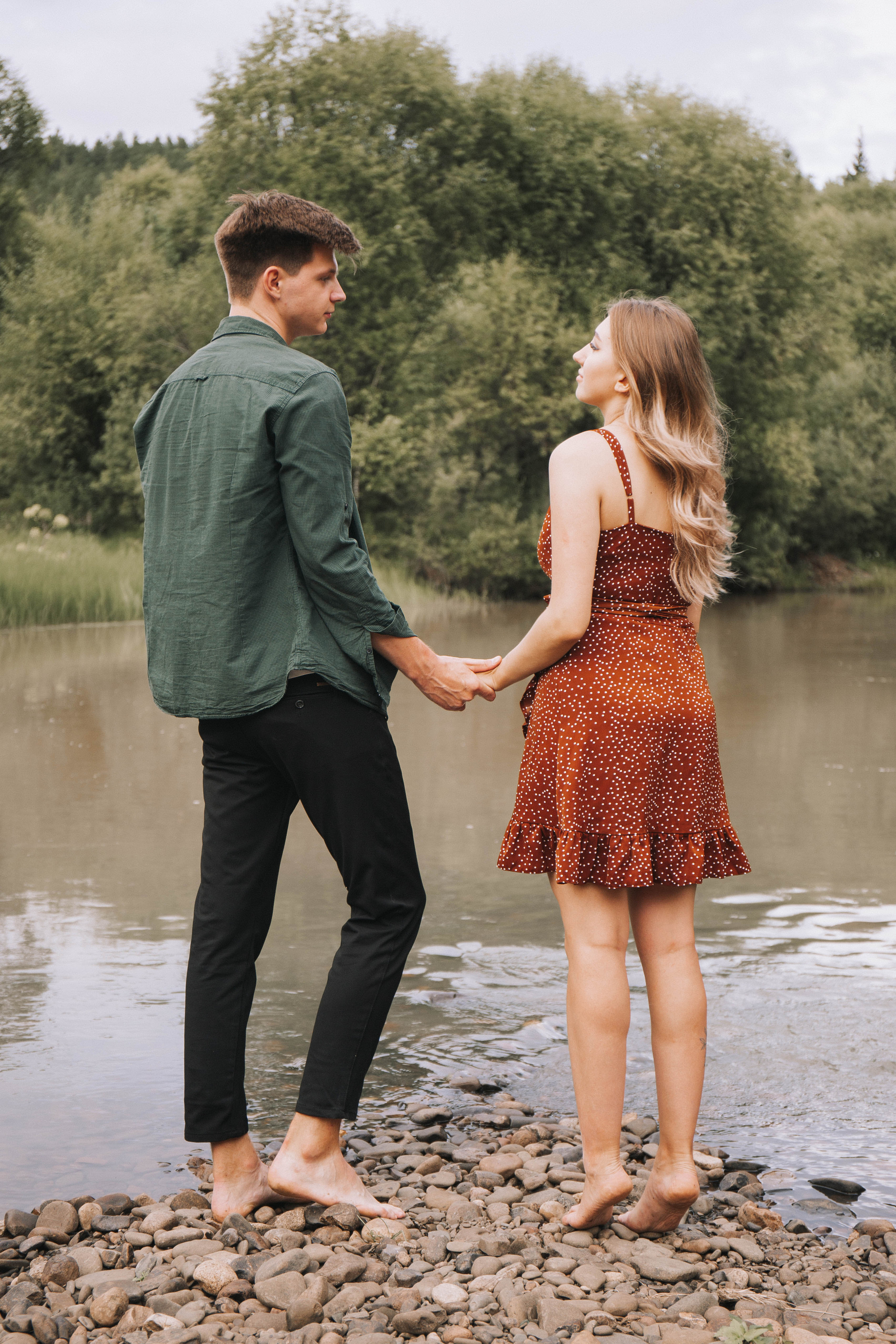 Лето в поле. Для тех, кто не ждёт удачи, а создаёт её. Каждая фотосессия — это твой момент, твой стиль, твой успех. 📸