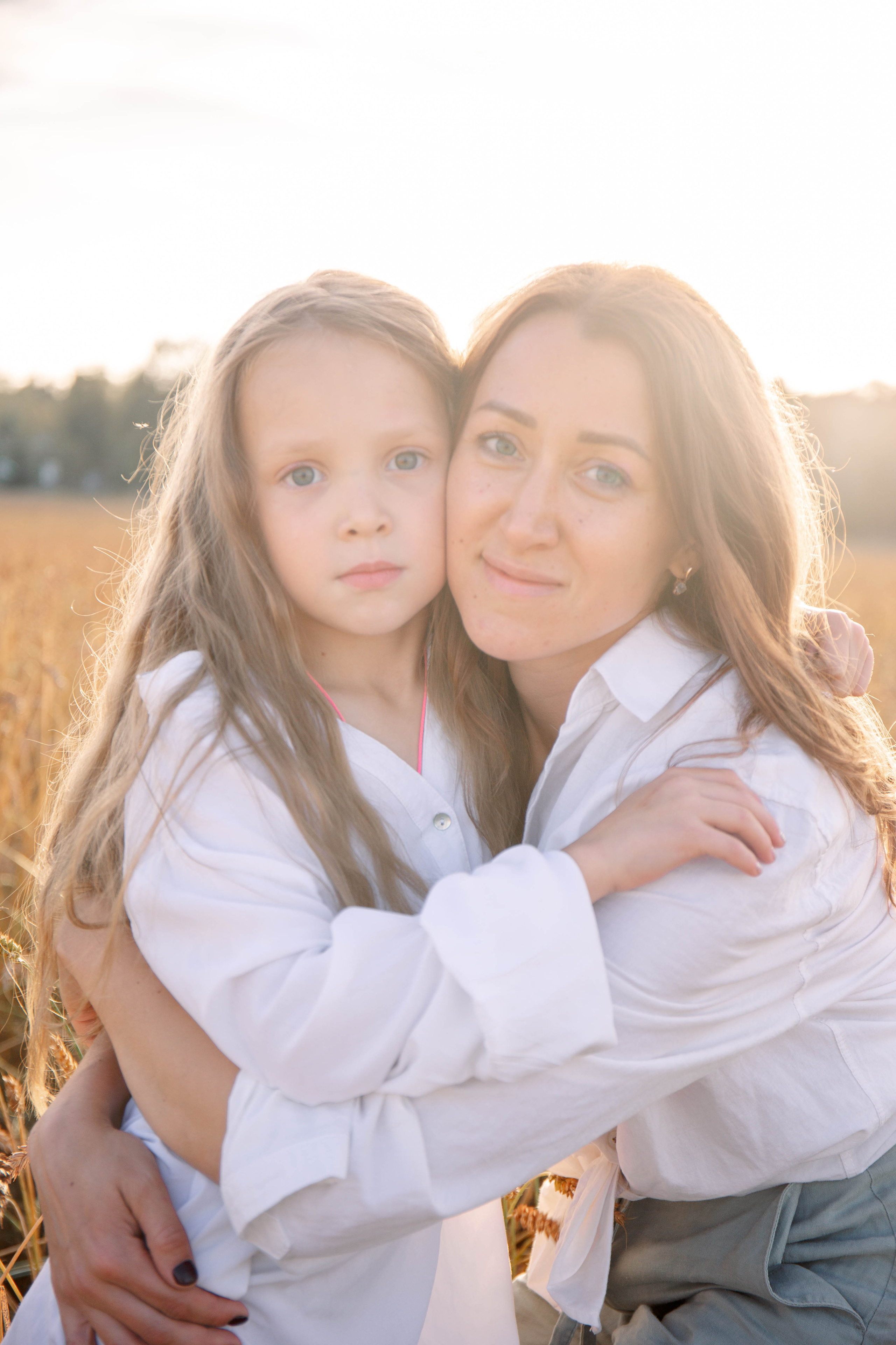 Мама дочь. Для тех, кто не ждёт удачи, а создаёт её. Каждая фотосессия — это твой момент, твой стиль, твой успех. 📸