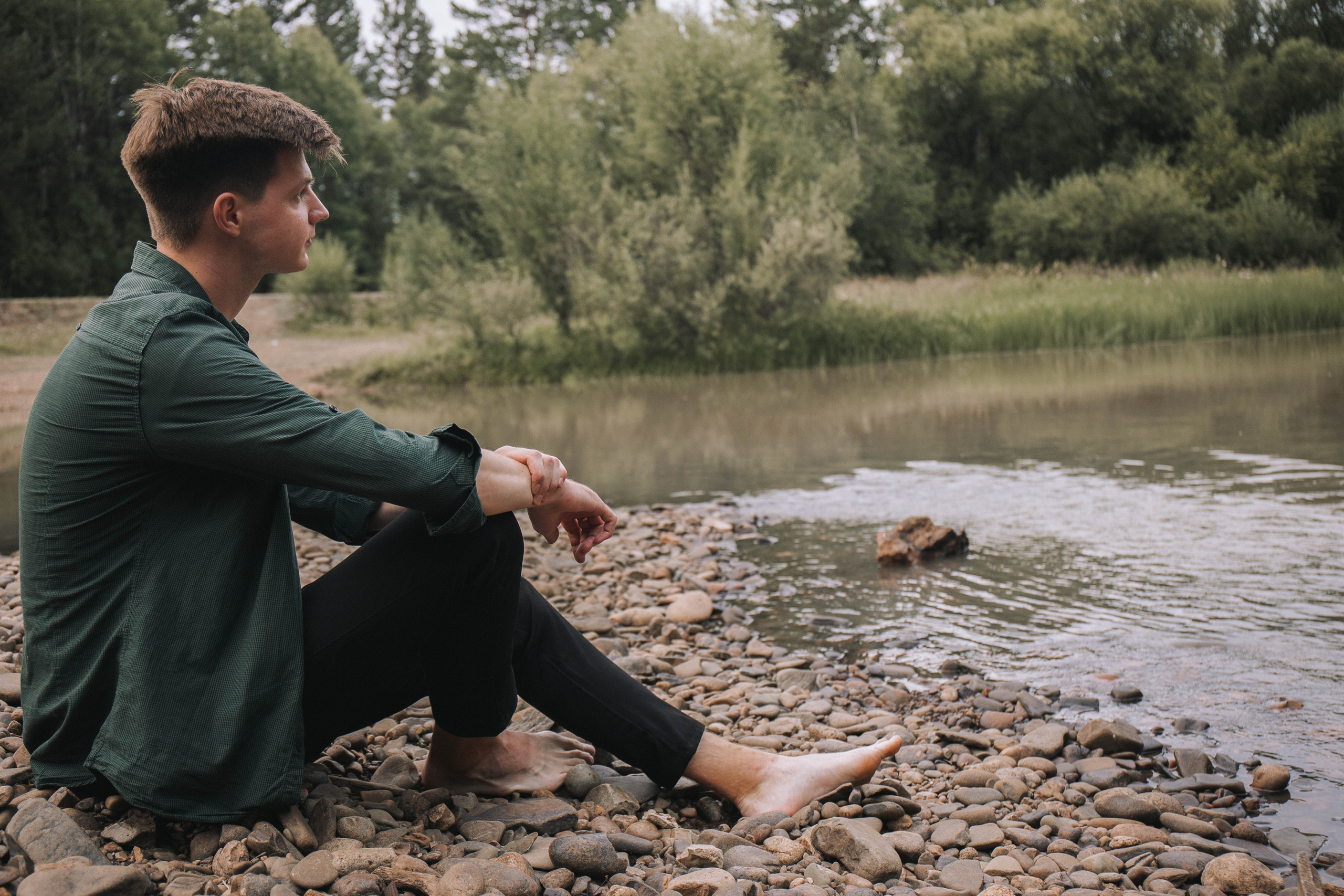 Лето в поле. Для тех, кто не ждёт удачи, а создаёт её. Каждая фотосессия — это твой момент, твой стиль, твой успех. 📸