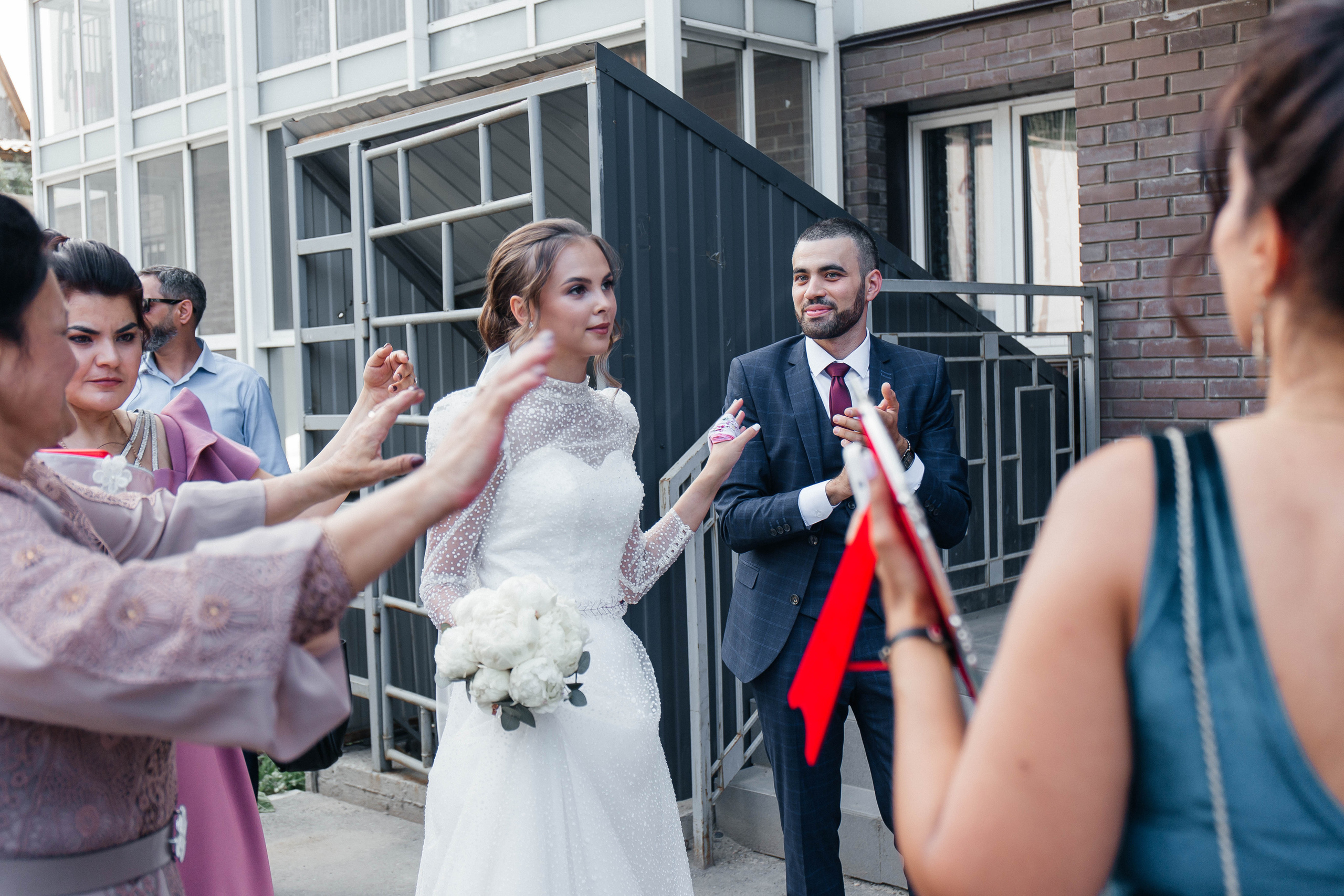 Утро невесты. Для тех, кто не ждёт удачи, а создаёт её. Каждая фотосессия — это твой момент, твой стиль, твой успех. 📸