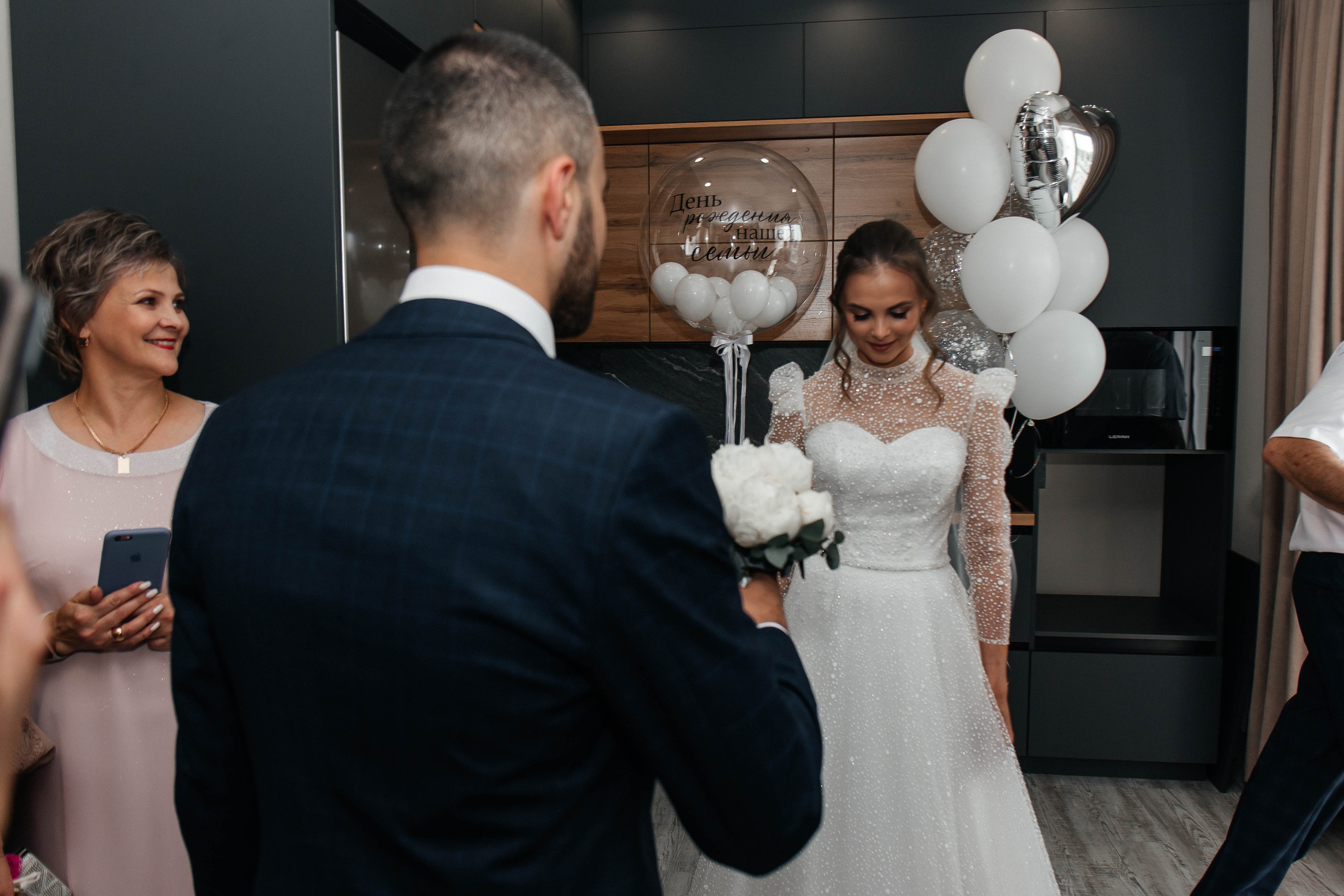 Утро невесты. Для тех, кто не ждёт удачи, а создаёт её. Каждая фотосессия — это твой момент, твой стиль, твой успех. 📸