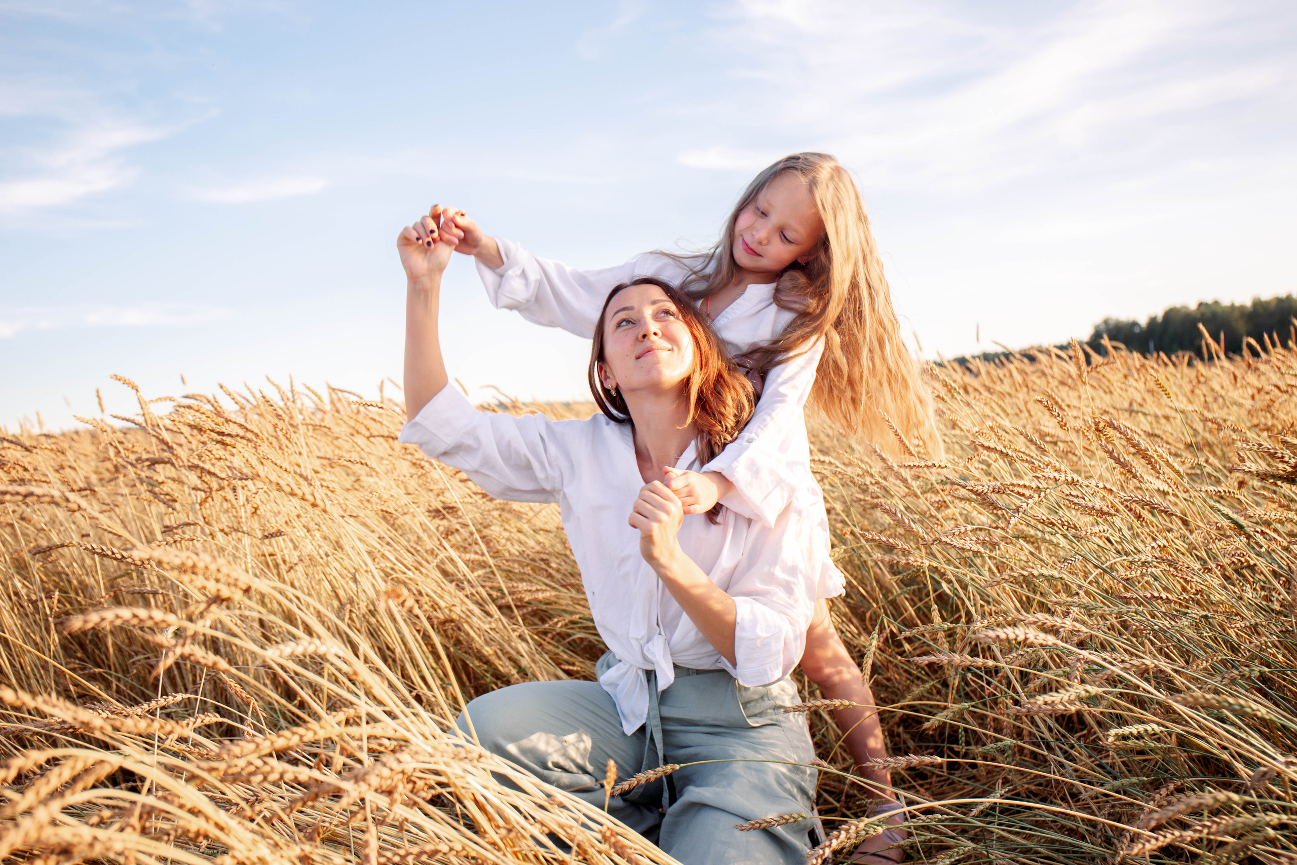 Мама дочь. Для тех, кто не ждёт удачи, а создаёт её. Каждая фотосессия — это твой момент, твой стиль, твой успех. 📸