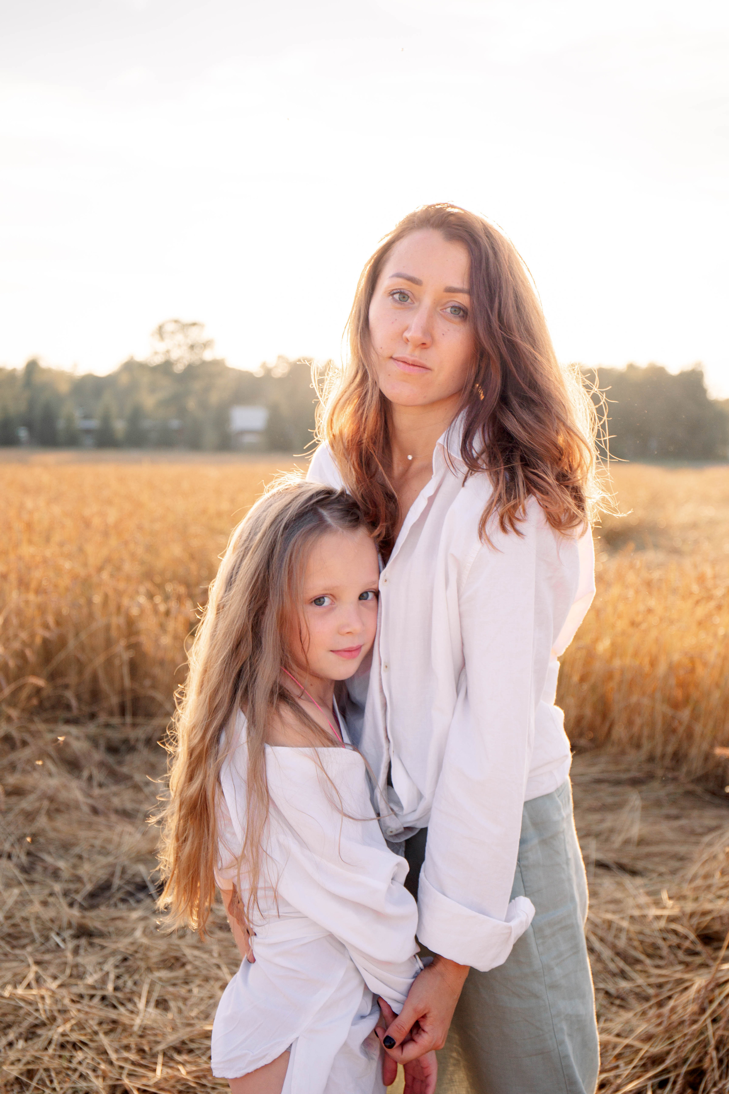 Мама дочь. Для тех, кто не ждёт удачи, а создаёт её. Каждая фотосессия — это твой момент, твой стиль, твой успех. 📸