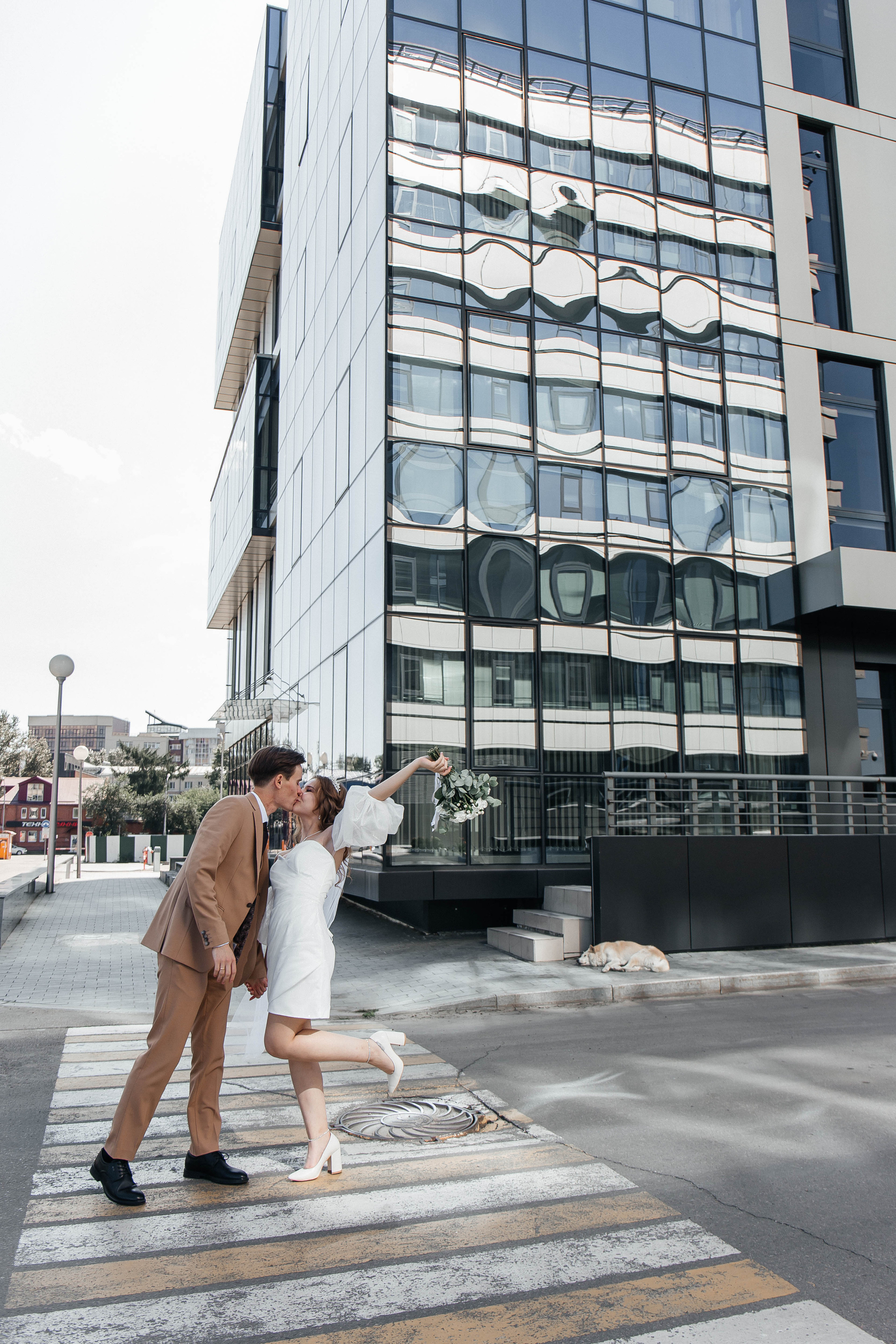 Город. Для тех, кто не ждёт удачи, а создаёт её. Каждая фотосессия — это твой момент, твой стиль, твой успех. 📸