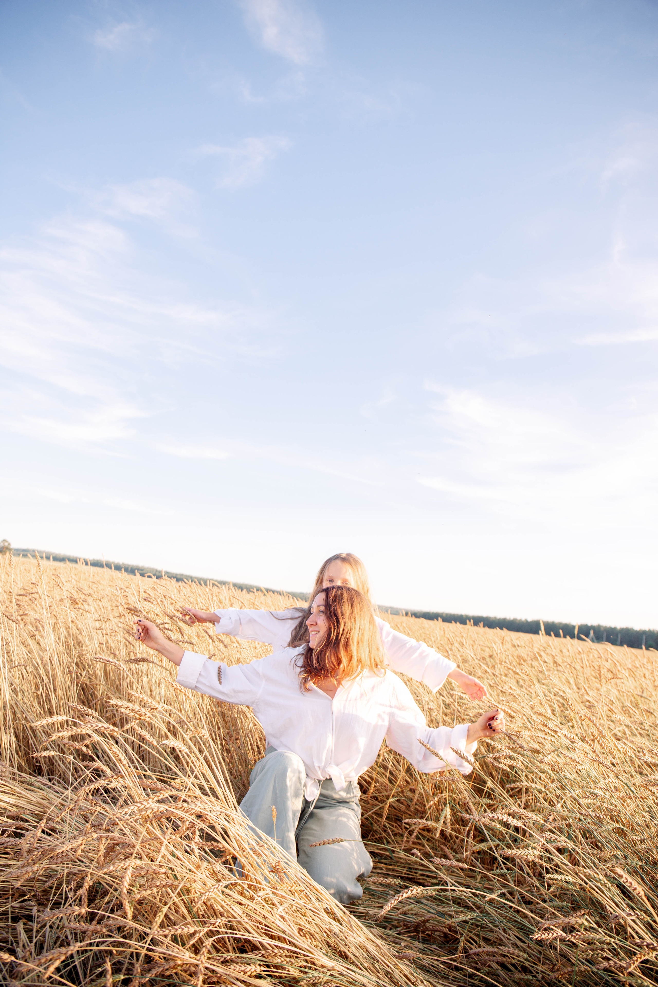 Мама дочь. Для тех, кто не ждёт удачи, а создаёт её. Каждая фотосессия — это твой момент, твой стиль, твой успех. 📸