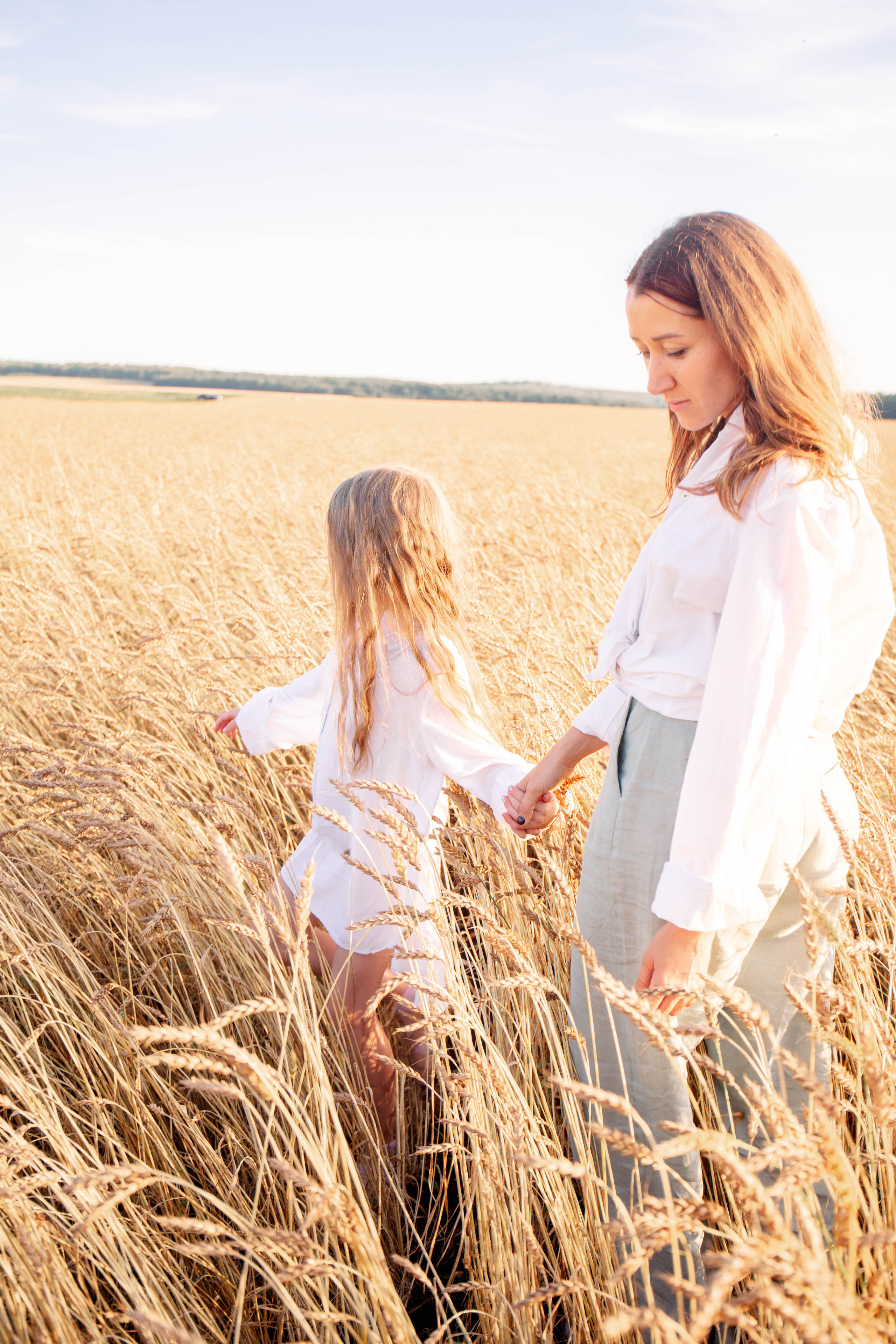 Мама дочь. Для тех, кто не ждёт удачи, а создаёт её. Каждая фотосессия — это твой момент, твой стиль, твой успех. 📸