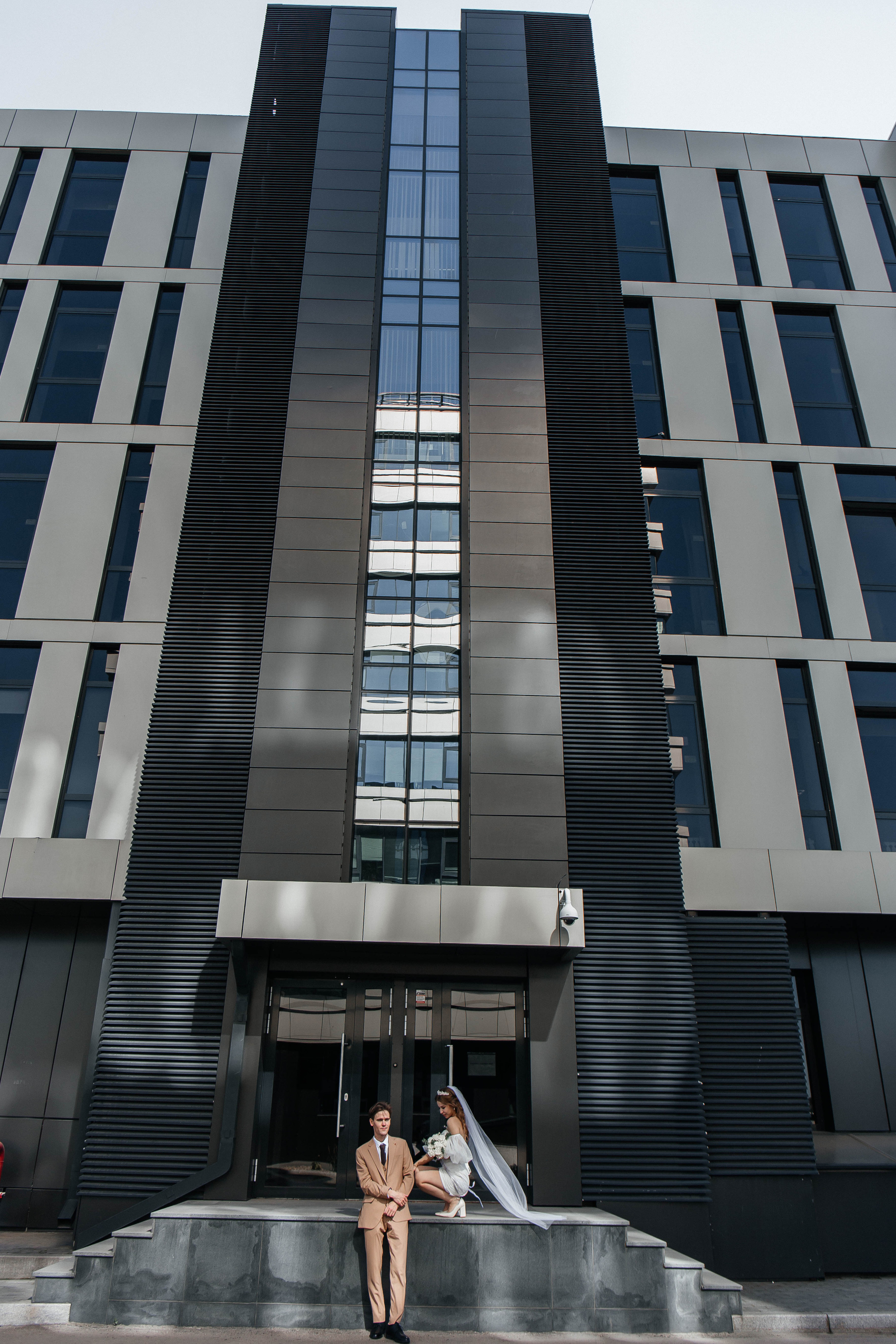 Город. Для тех, кто не ждёт удачи, а создаёт её. Каждая фотосессия — это твой момент, твой стиль, твой успех. 📸